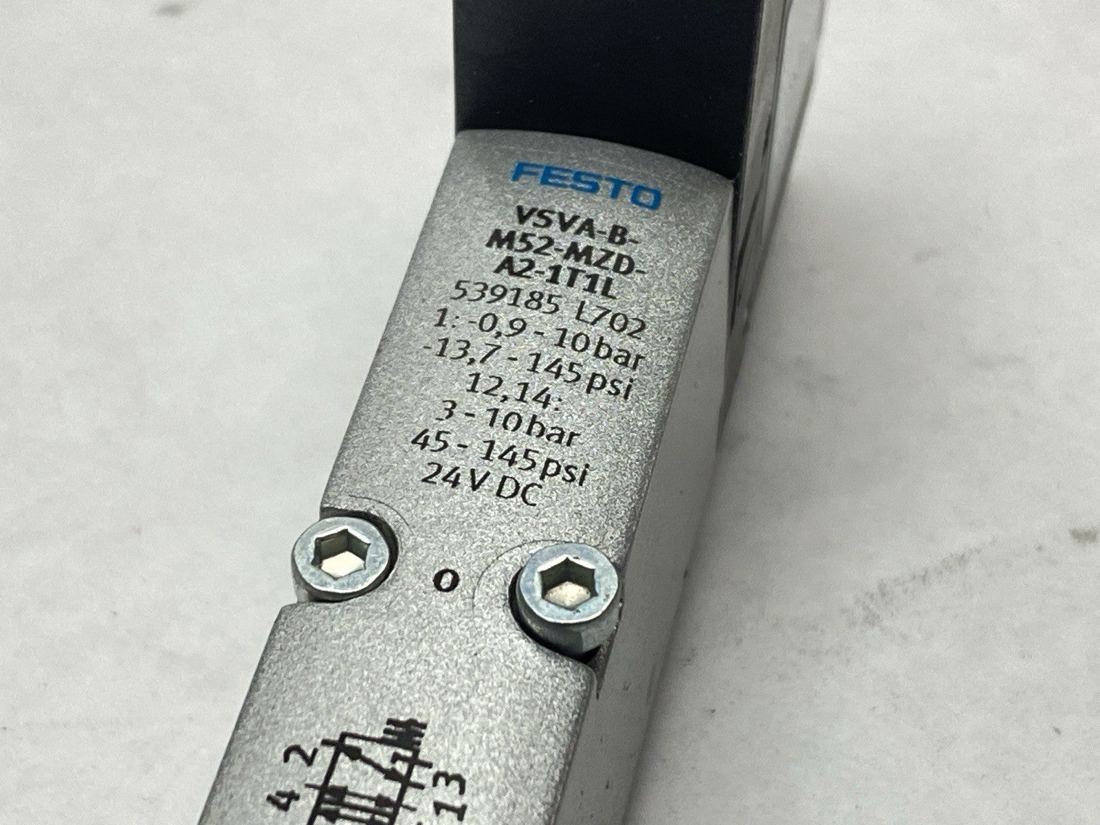 VSVA-B-M52-MZD-A2-1T1L | Festo Pneumatic Solenoid Valve, 5/2 Monostable 539159 - New – Open box - Maverick Industrial Sales