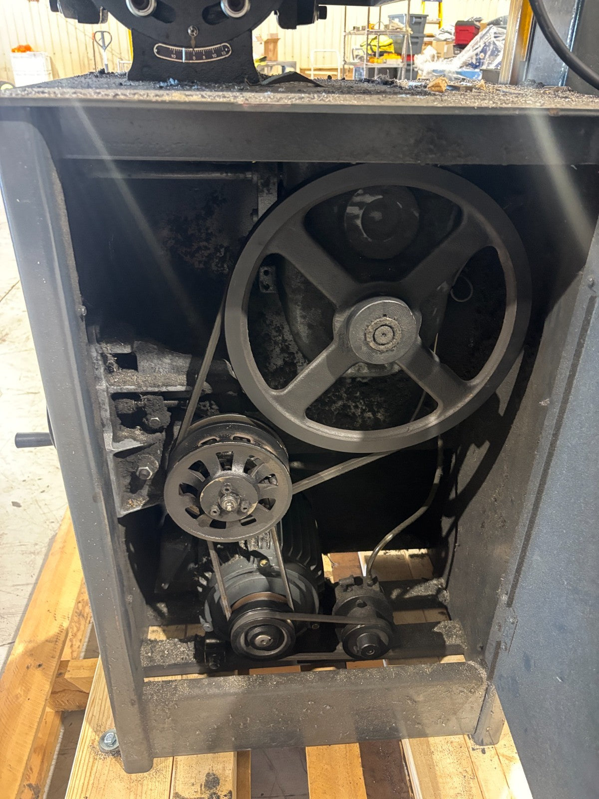 Dake V-16 Vertical Bandsaw, 2HP, 2.5kVA Welder, 230, Blade welder grinder shear - Maverick Industrial Sales
