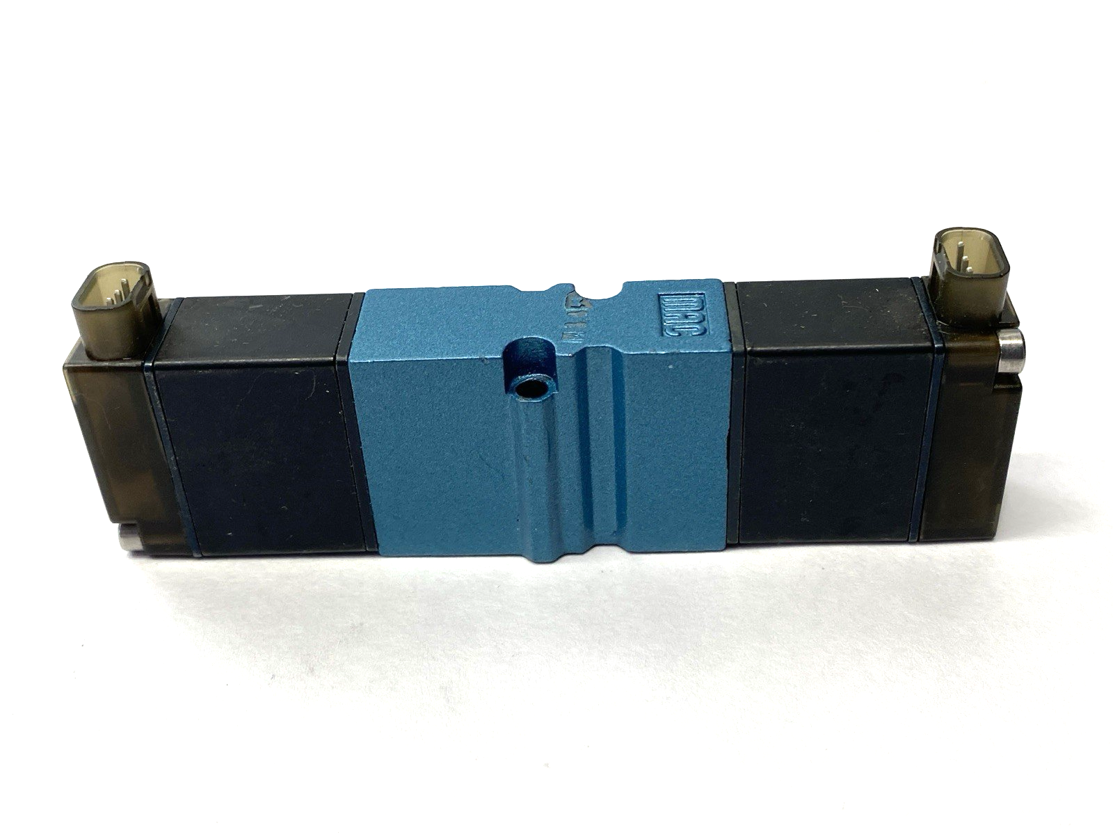 MAC Valves Double Pneumatic Solenoid Valve 24VDC 9.6W 120PSI - Maverick Industrial Sales