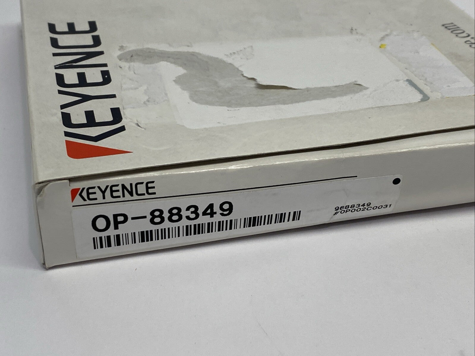 OP-88349 | Keyence Wall Mounting Adapter - New – Open Box - Maverick Industrial Sales