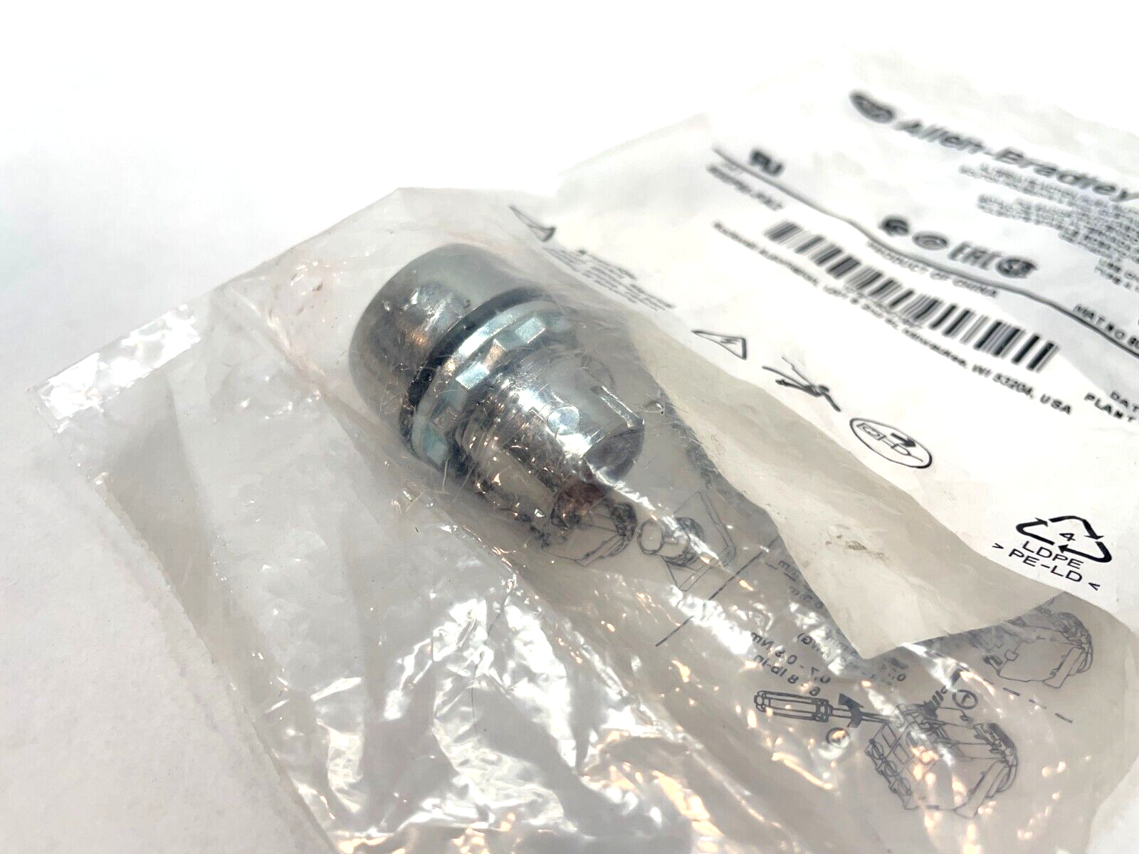 Allen-Bradley 800FM-FA2 Ser. A Alternate Action Push Button, Black - Maverick Industrial Sales