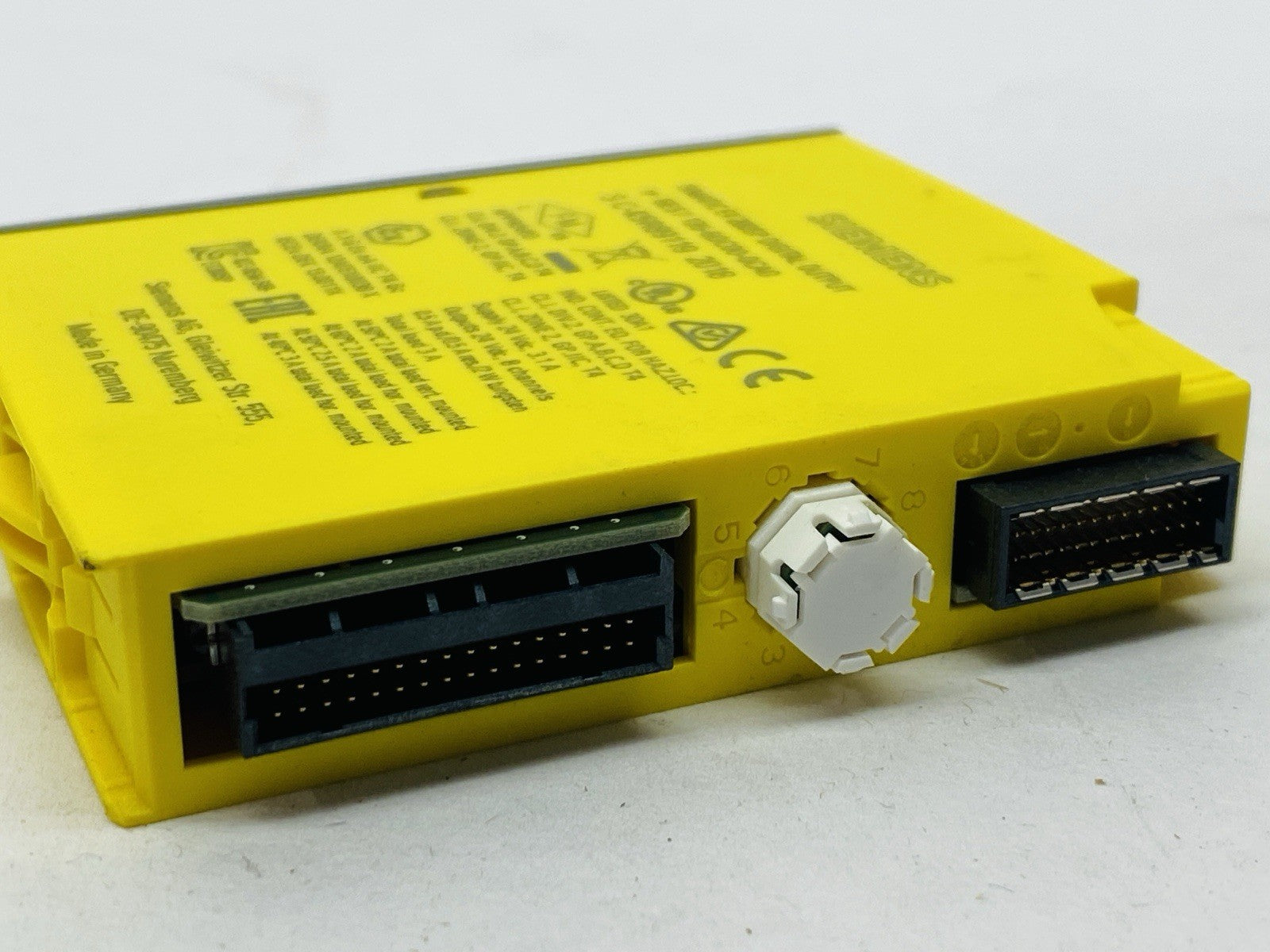 Siemens 6ES7 136-6DC00-0CA0 SIMATIC ET 200SP Digital Output Module - Maverick Industrial Sales