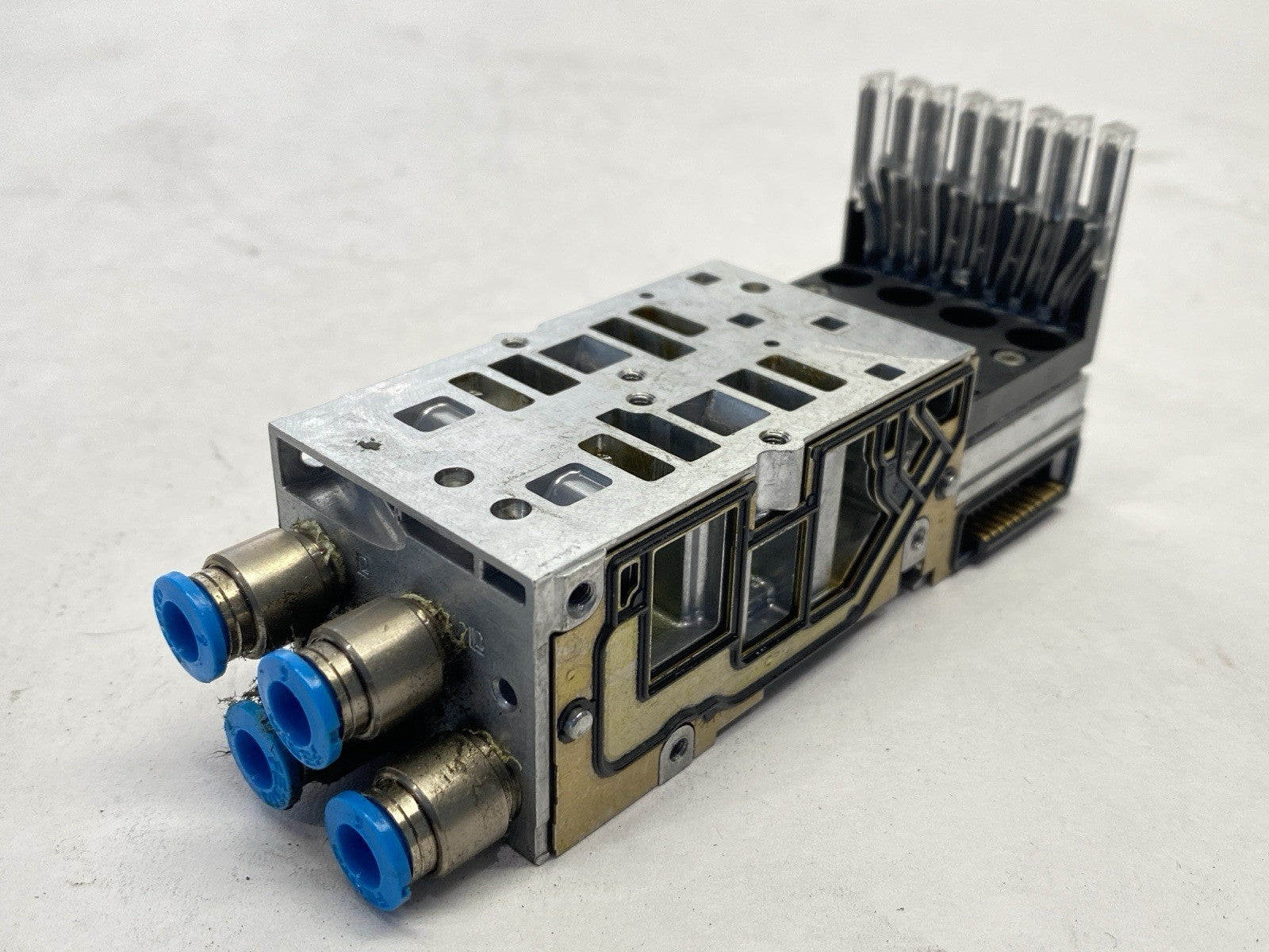 Festo VMPA2-FB-EMG-4 Electronic Module 537984 w/ VMPA2-FB-AP-2-1 Sub Base 538000 - Maverick Industrial Sales