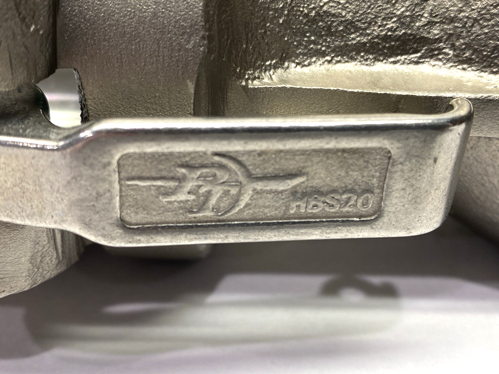 N/A | PT Cam & Groove Hose Coupling Size 2, Socket w/ Shut-Off Valve 1-1/2 NPT Female - New – Open box - Maverick Industrial Sales