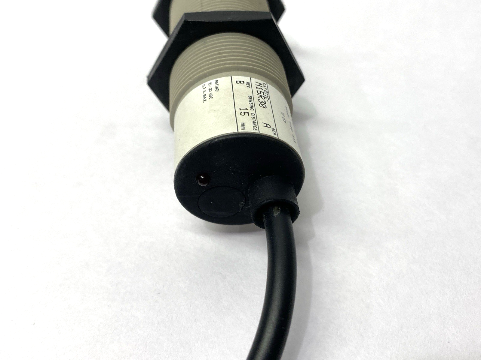 817C-N15R30 Ser. A | Allen Bradley Cylindrical Inductive Proximity Sensor Rev. B - New – Open box - Maverick Industrial Sales