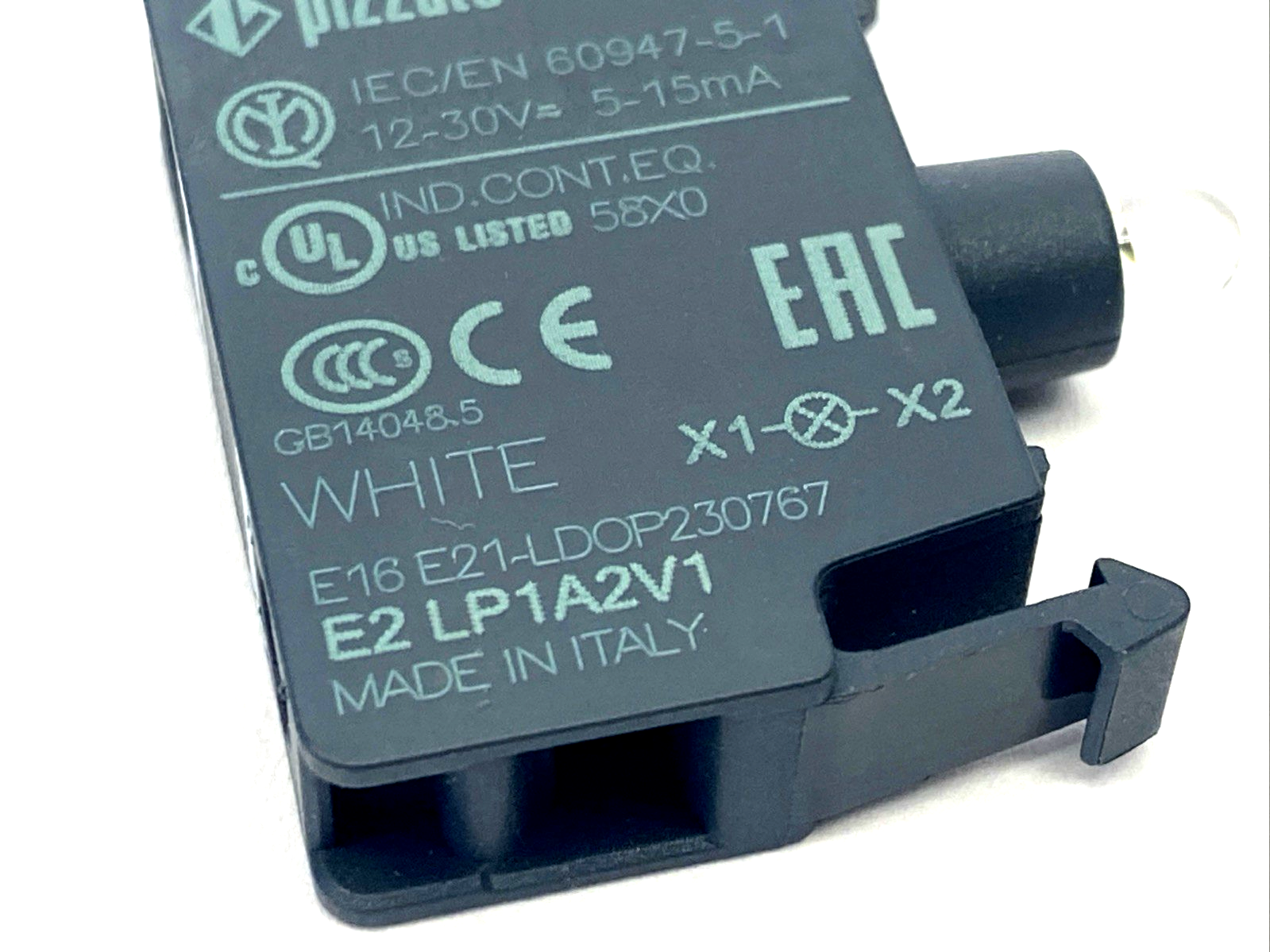 Pizzato E2 LP1A2V1 White LED 12-30VDC 5-PACK - Maverick Industrial Sales