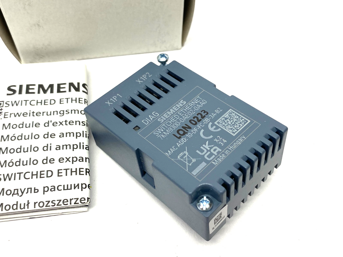 7KM9300-0AE02-0AA0 | Siemens Expansion Module, PAC Switched Ethernet PROFINET - New – Open box - Maverick Industrial Sales