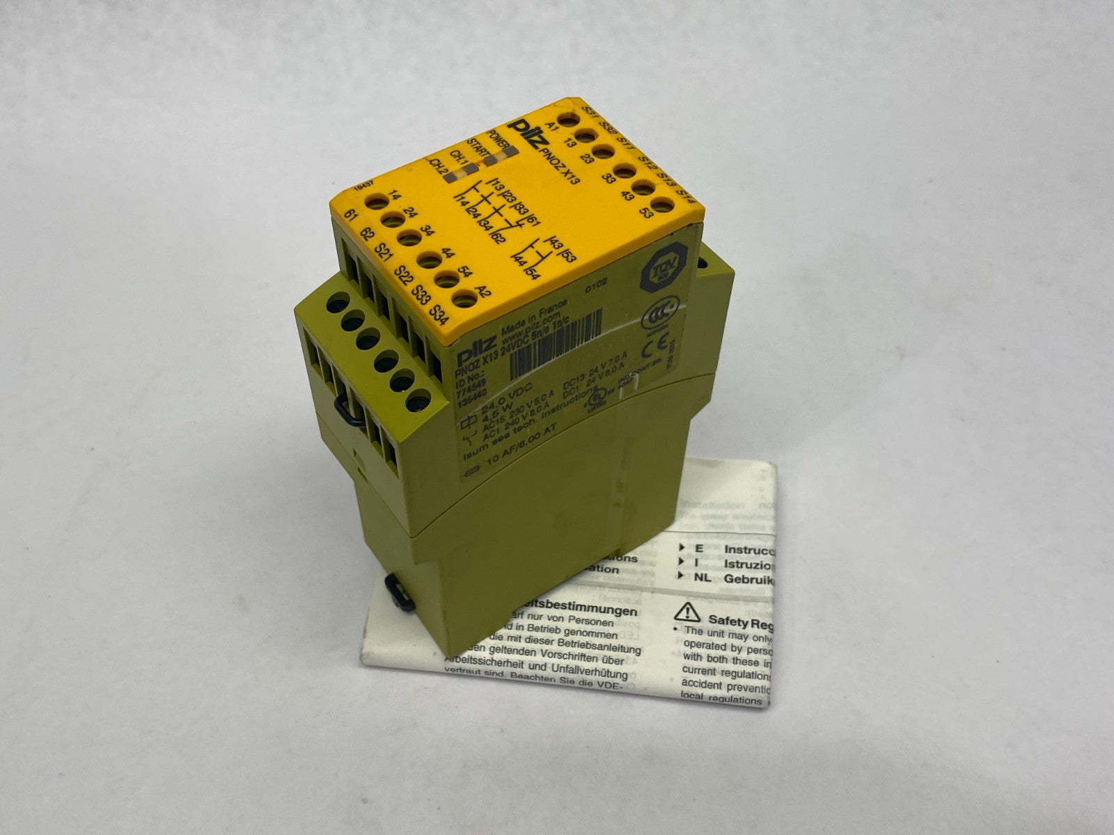 Pilz PNOZ X13 24VDC 5n/o 1n/c Safety Relay 774549 - Maverick Industrial Sales
