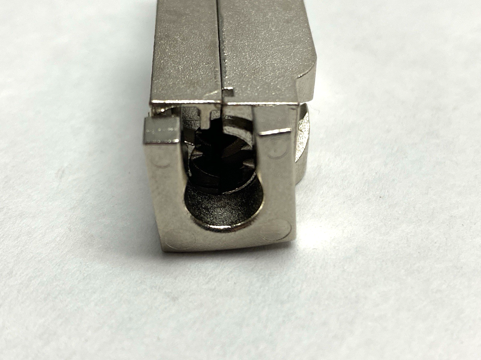 Siemens 6GK1901-1BB10-2AB0 SIMATIC NET Industrial Ethernet RJ45 Plug LOT OF 4 - Maverick Industrial Sales