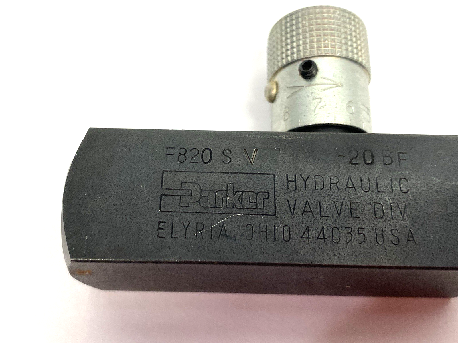 Parker F820S-V Colorflow In-line Flow Control Valve, Hydraulic - Maverick Industrial Sales