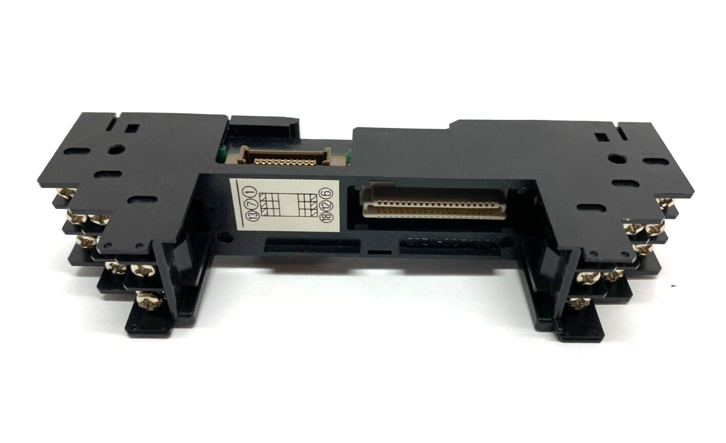 Omron E5ZN-SCT18S-500 Controller Module Terminal Base 18-Pole 24VDC Max - Maverick Industrial Sales