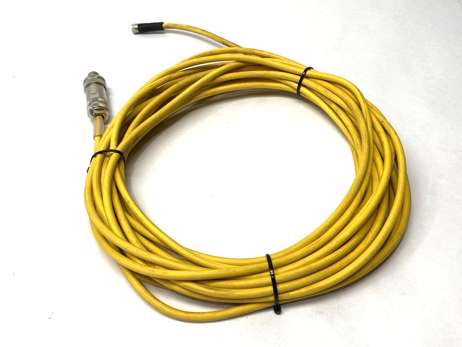 Pilz 533152 PSEN Conntector Cable M8 10m DAMAGED CONNECTOR - Maverick Industrial Sales