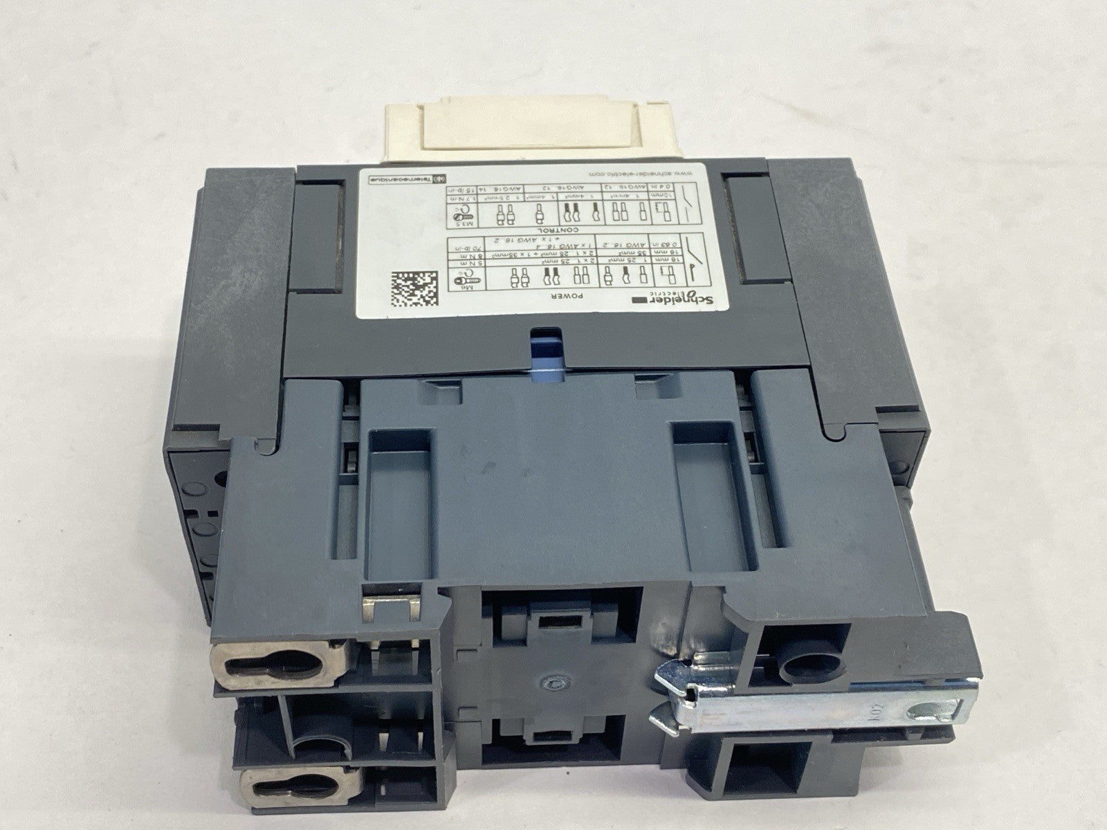 Schneider Electric LC1D40AF7 Contactor 3-Pole 40A 480V 120V Coil - Maverick Industrial Sales