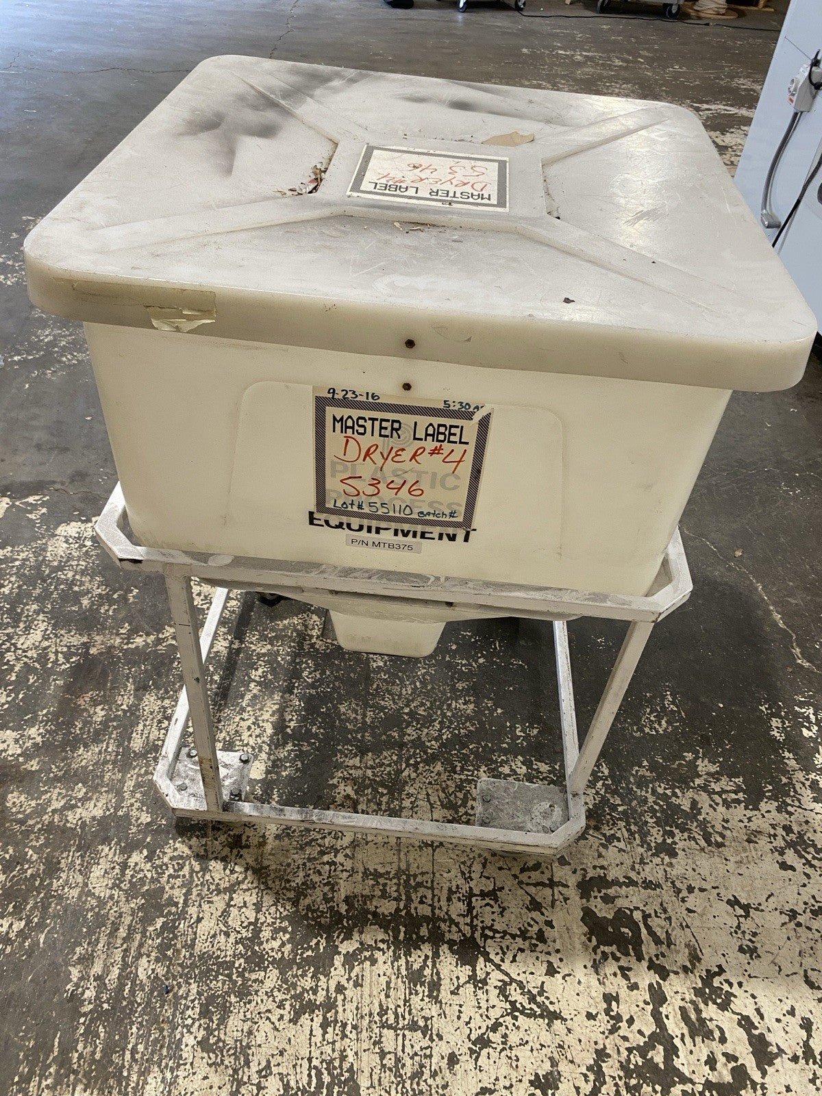 Plastic Process Equipment MTB375 Material Bin with Lid 410lb Capacity 32x32 - Maverick Industrial Sales