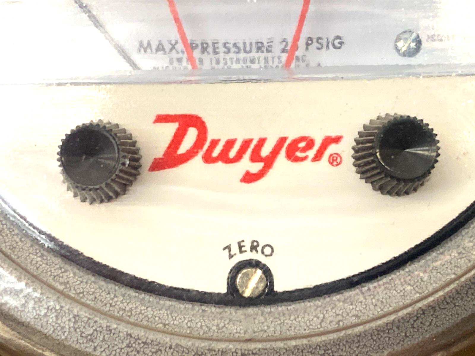Dwyer 3SQRT Series 3000 Photohelic Pressure Switch/Gage - Maverick Industrial Sales