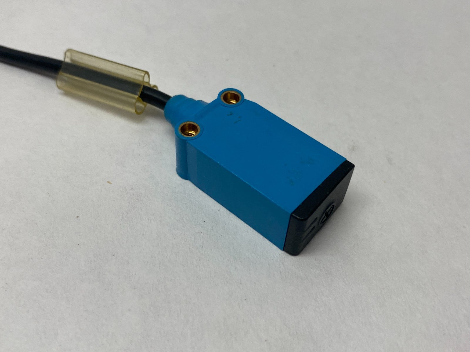 Sick 1042043 Photoelectric Proximity Sensor Background Suppression WTB4S-3P1361 - Maverick Industrial Sales