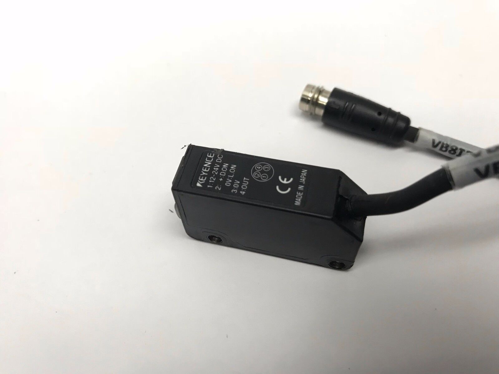 Keyence PZ-M12 Photoelectric Sensor Square Reflective M8 Connector 4-pin - Maverick Industrial Sales