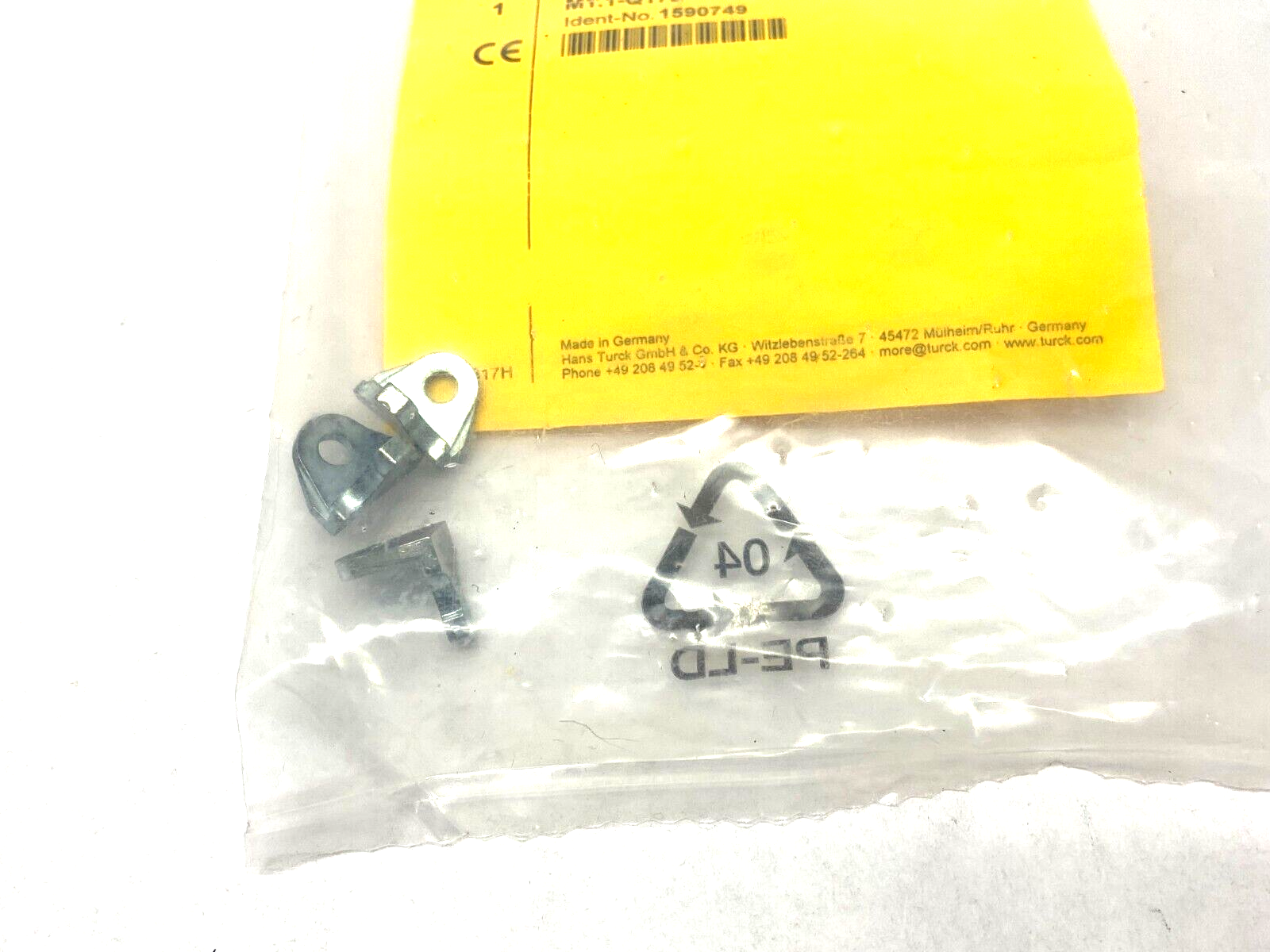 Turck M1.1-Q17L Mounting Bracket For Position Sensors 1590749 - Maverick Industrial Sales