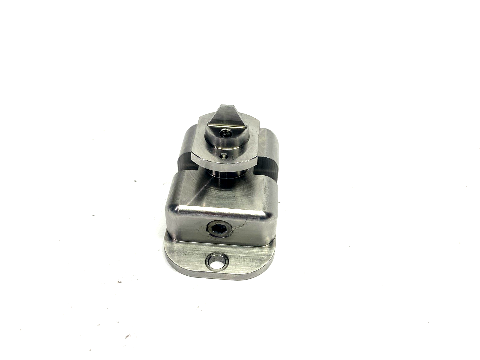 Graco 18F965 TC Valve Nose Piece 1:1 - Maverick Industrial Sales