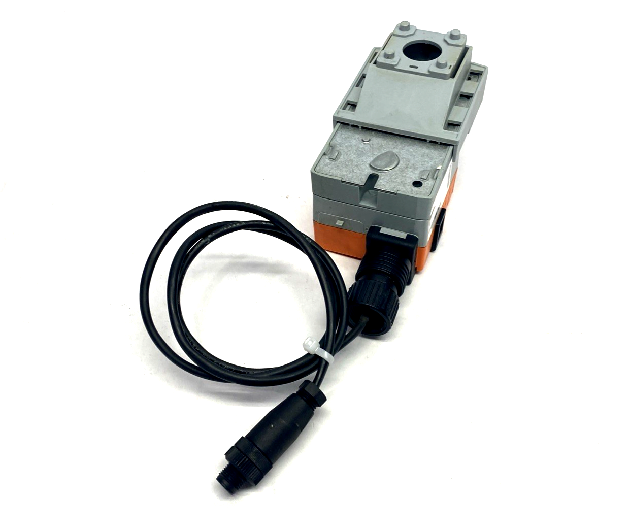 LRB24-SR | Belimo Modulating Actuator 24V AC/DC 45in-lb/5Nm B217+ LOT OF 2 - For parts or not working - Maverick Industrial Sales