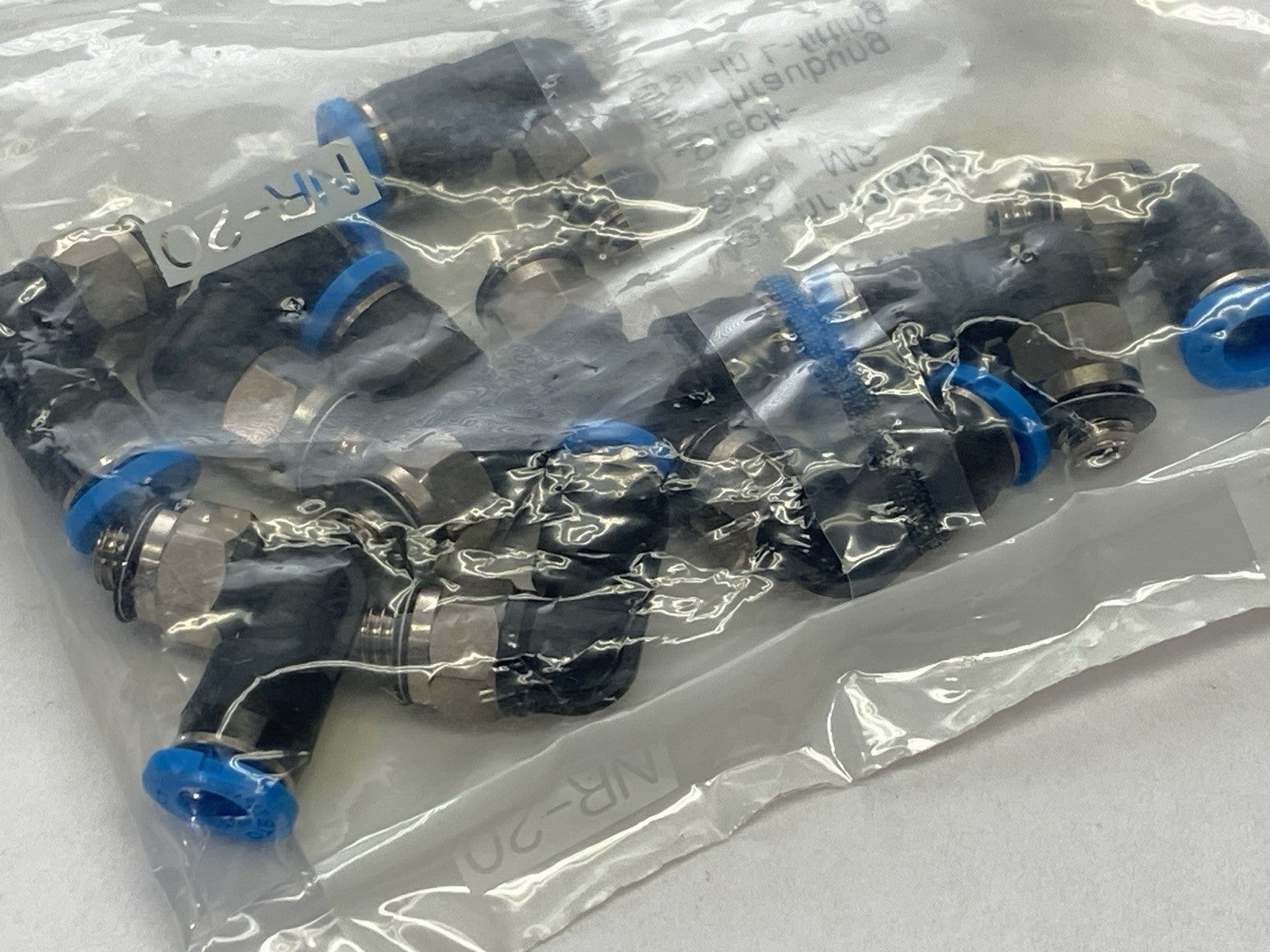 Festo QSML-M5-4 Push-In L-Fitting 4mm OD x M5 153333 LOT OF 10 - Maverick Industrial Sales
