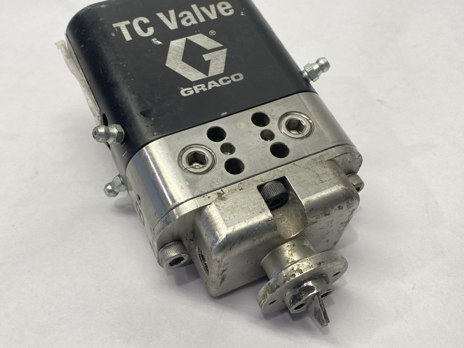 Graco 26D918 Twin Control Dispensing Valve - Maverick Industrial Sales