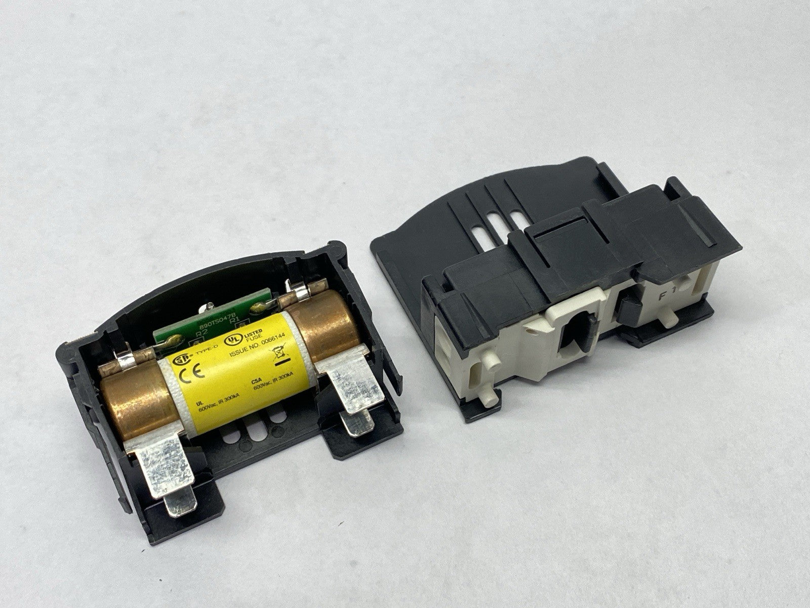 Bussmann JTN60030 Fuse Block Class J 30A 600VAC w/ Low-Peak LPJ-25SPI Fuse - Maverick Industrial Sales