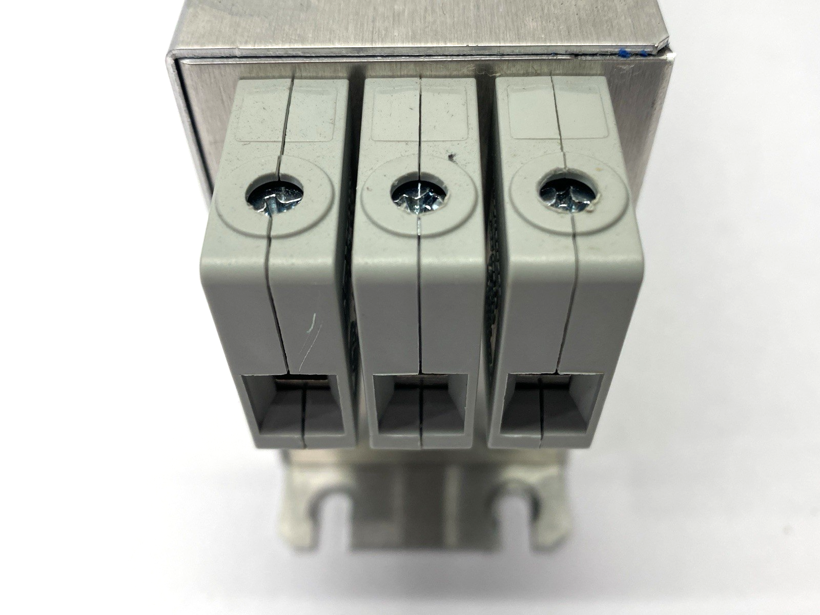 Schaffner FN3258-30-33 Power Line Filter 3-Phase 480/275V 30A - Maverick Industrial Sales