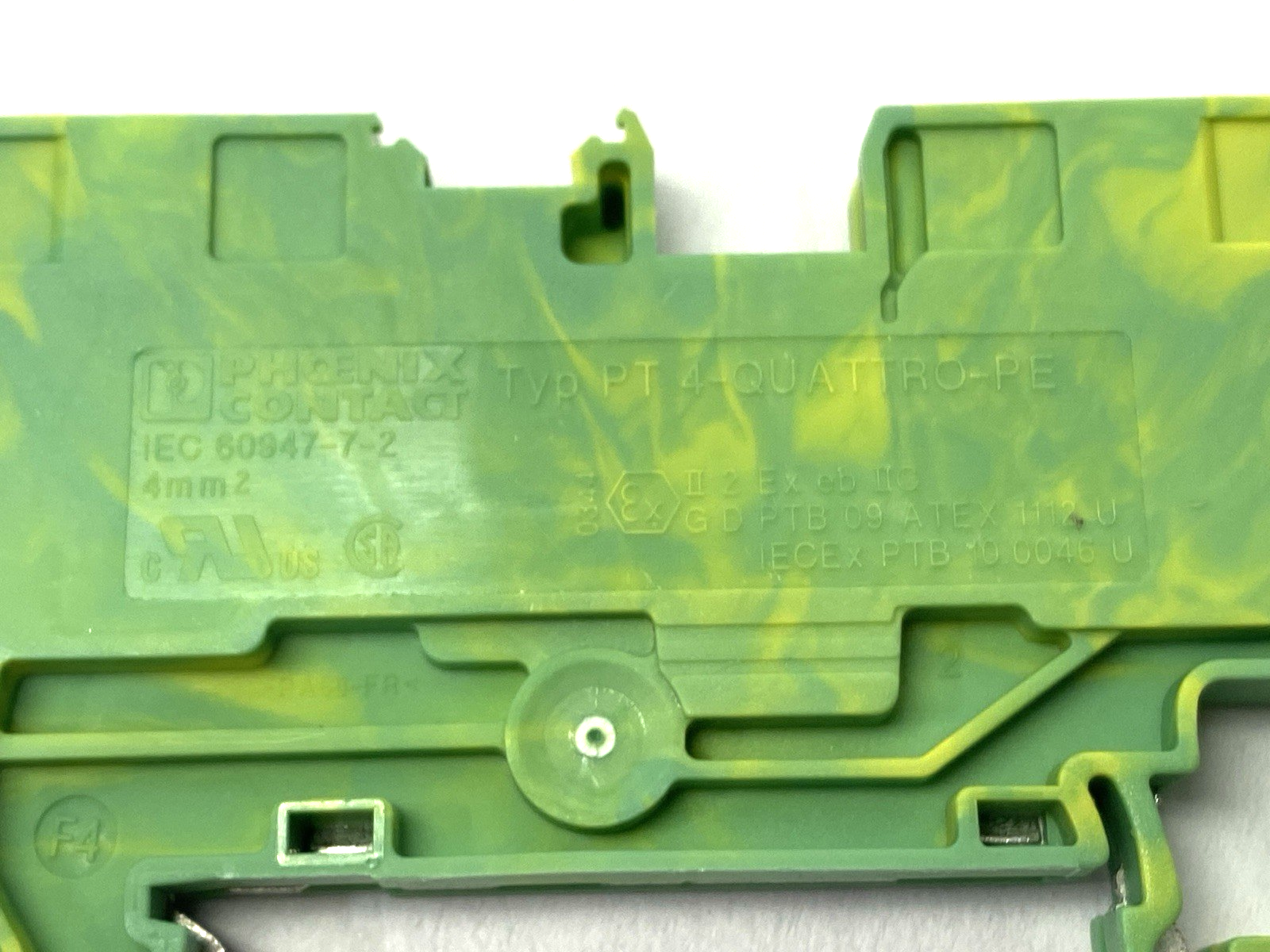 Phoenix Contact PT 4-QUATTRO-PE Prot. Conductor Terminal Block 3211809 LOT OF 11 - Maverick Industrial Sales