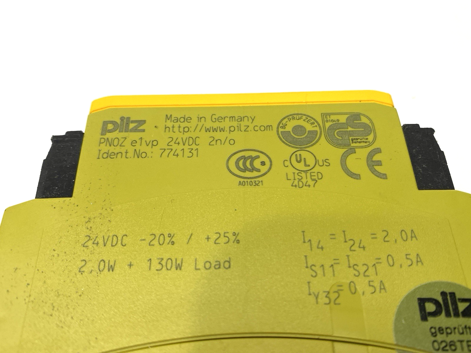 Pilz PNOZ e1vp 10/24VDC 1so 1so t Safety Relay 774131 - Maverick Industrial Sales