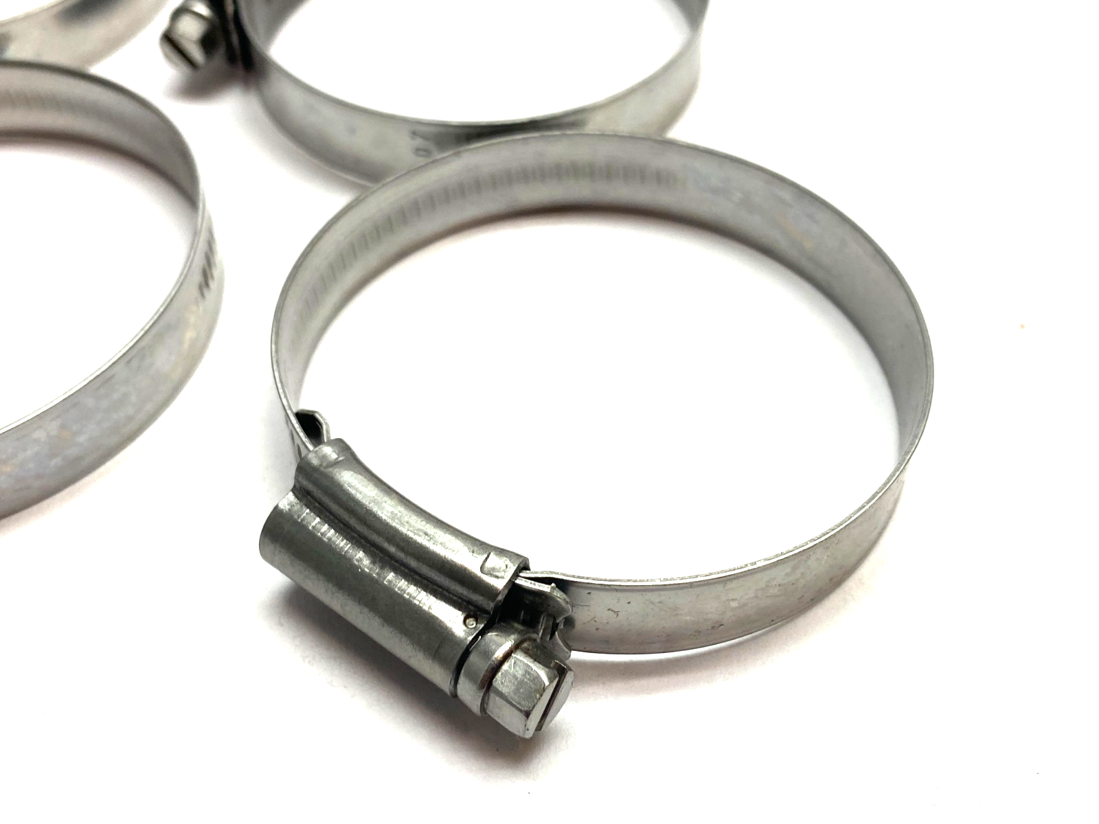 45945K31 Worm-Drive Clamp with Smooth Band for Soft Hose/Tube LOT OF 4 - Maverick Industrial Sales
