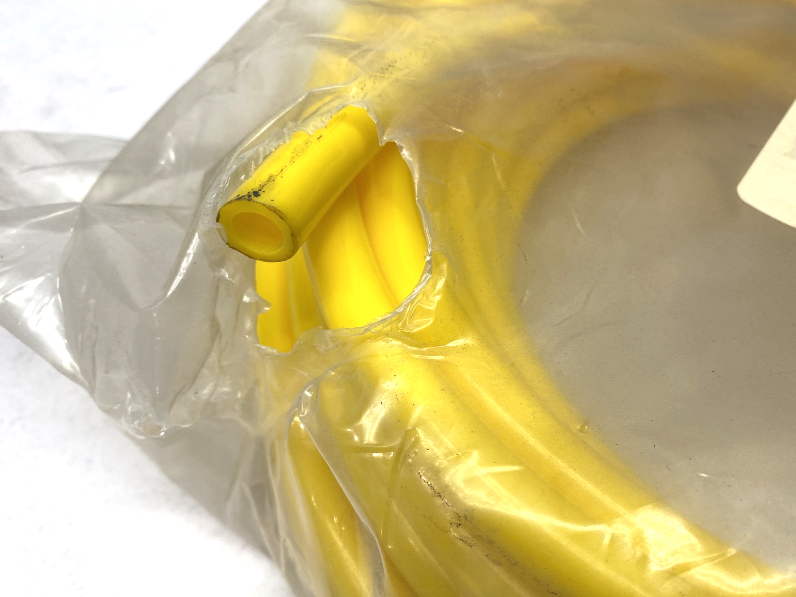 Freelin Wade 1J-166-08 Yellow Tubing .5" OD x .320" ID 2010y 48oz - Maverick Industrial Sales