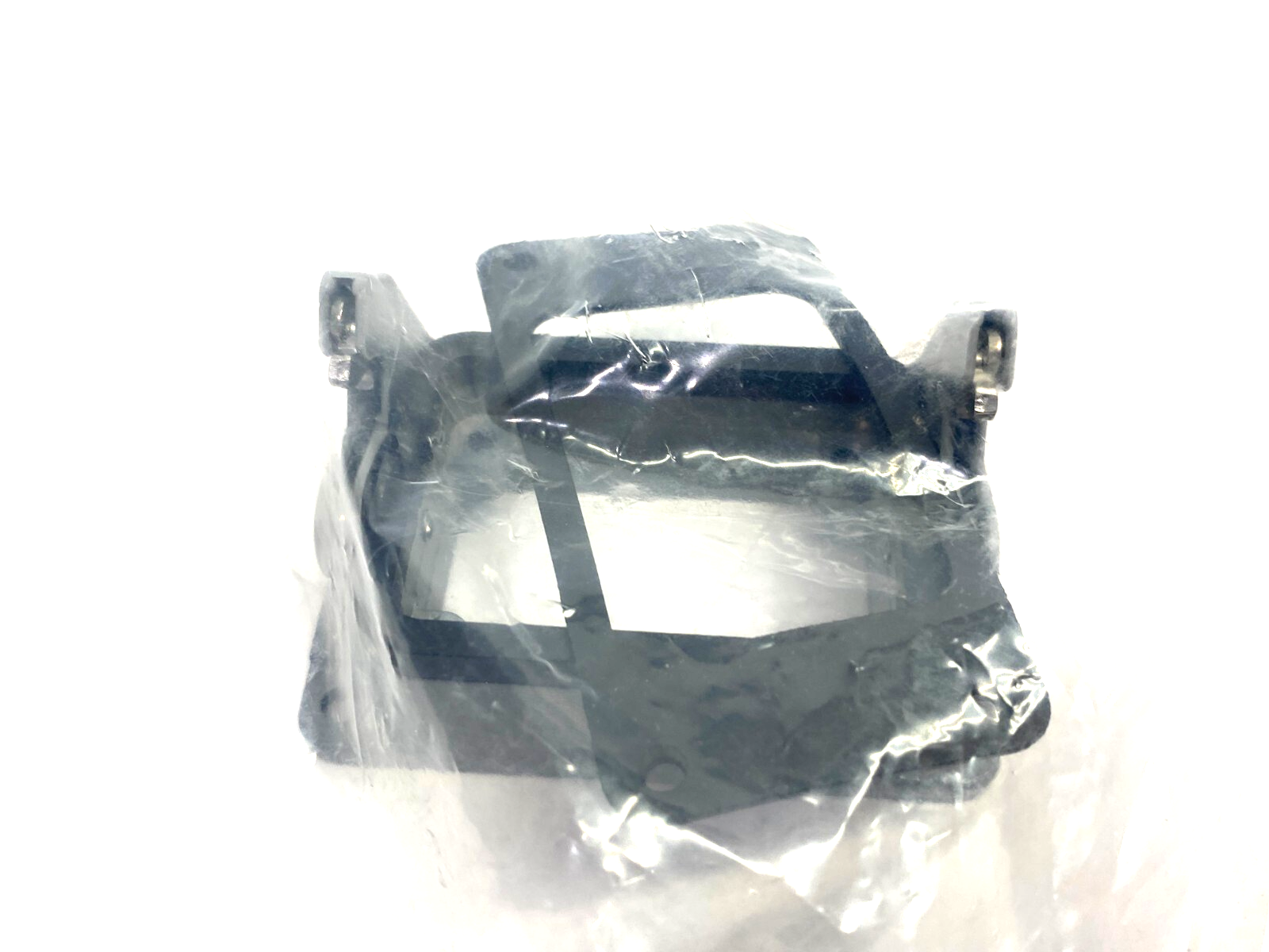 Harting 09300060301 Bulkhead Hood Mounted Housing Single Lever, HAN 6B-HBM-SL - Maverick Industrial Sales