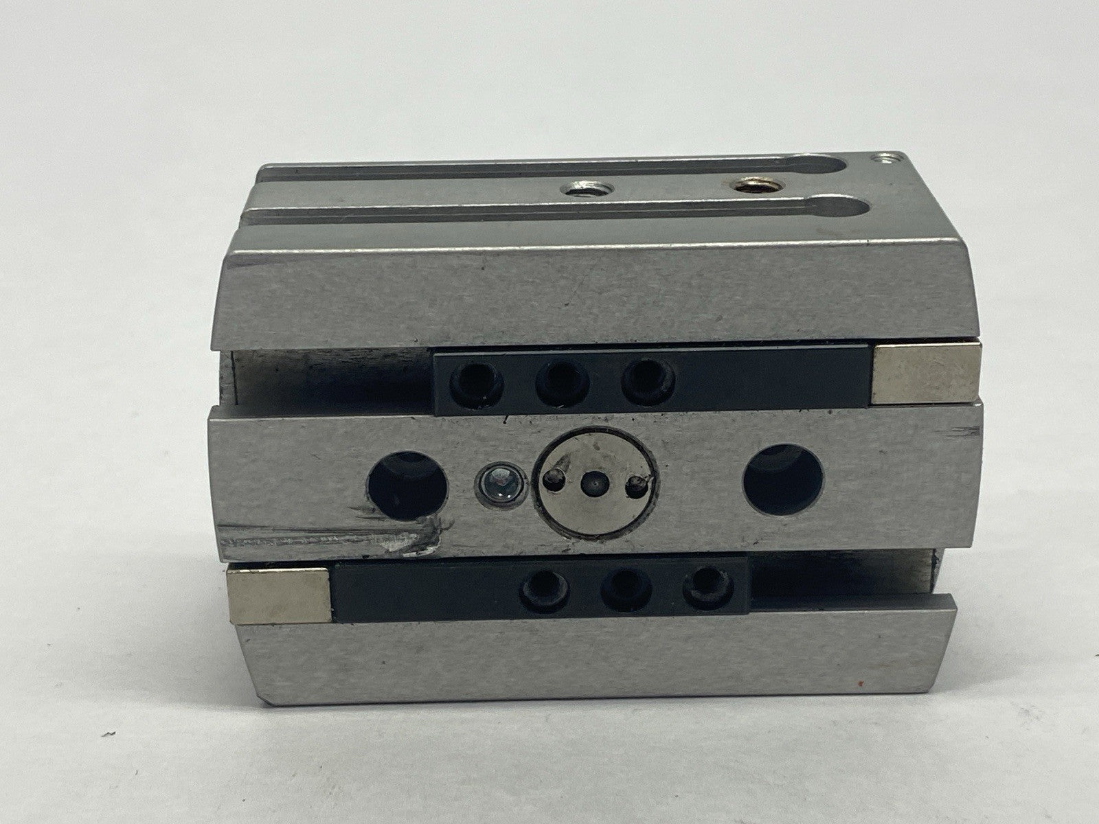 Festo HGPL-14-20-A-B Parallel Gripper 20mm Stroke Per Jaw 3361479 - Maverick Industrial Sales