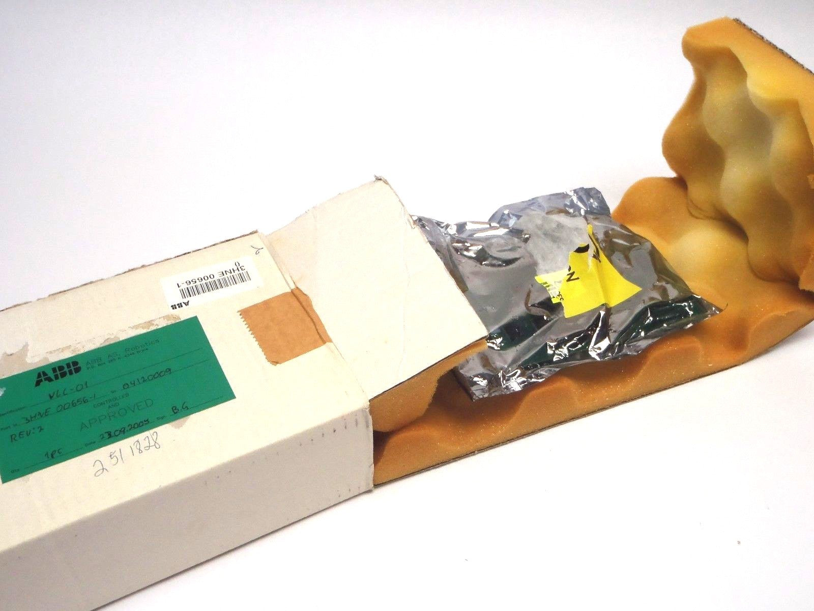 ABB 3HNE 00656-1 VLC-01 Circuit Board 04120009 - Maverick Industrial Sales