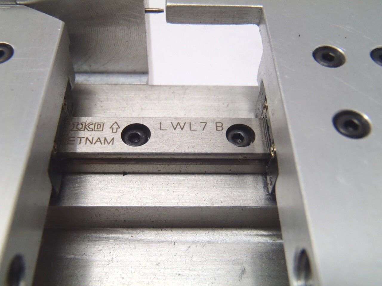 IKO LWL7B Linear-Bearing w/ SMC NCMB075-0050 & NCDMB044-0100 - Maverick Industrial Sales