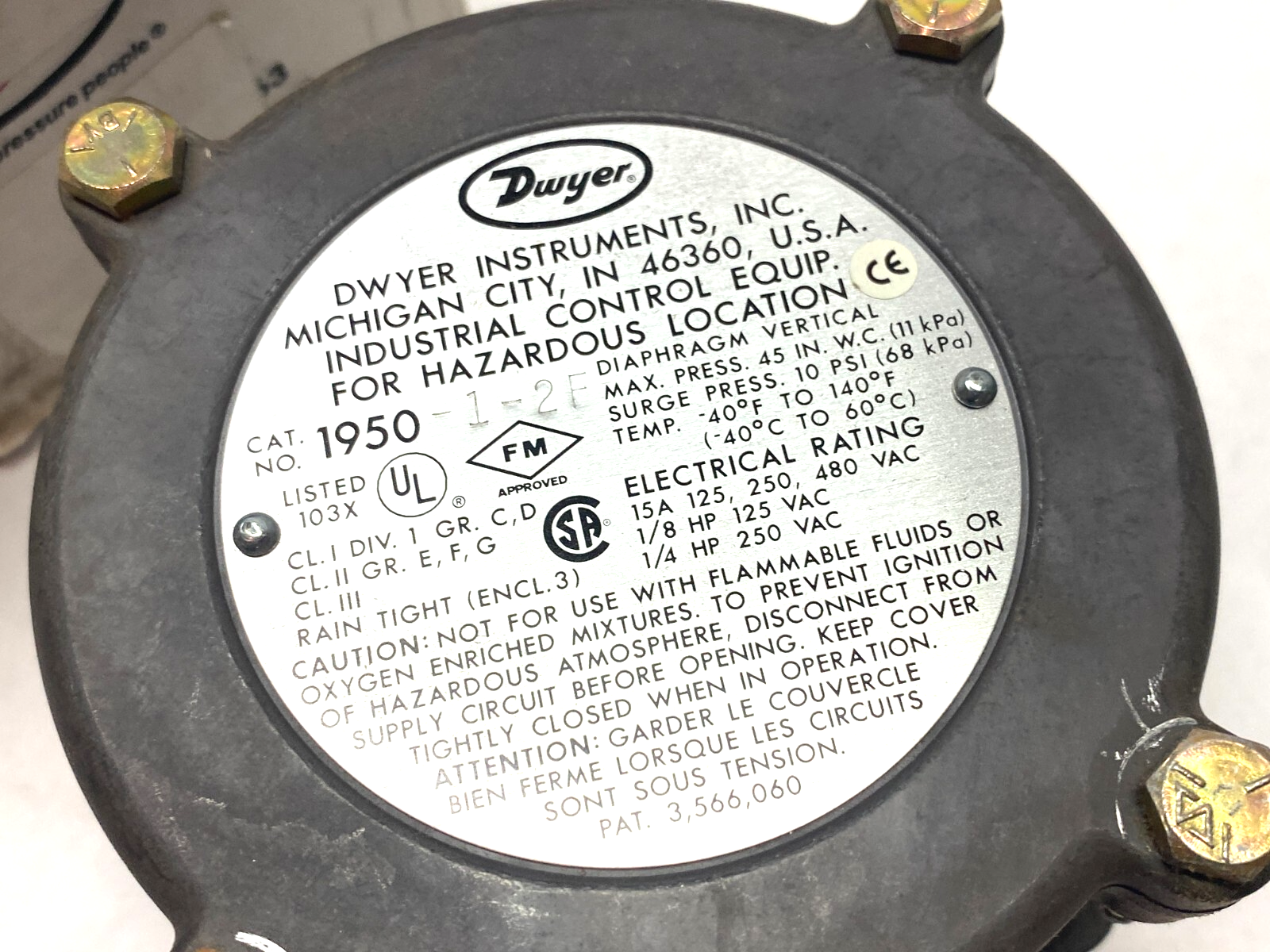 Dwyer 1950-1-2F Explosion Proof Pressure Switch - Maverick Industrial Sales