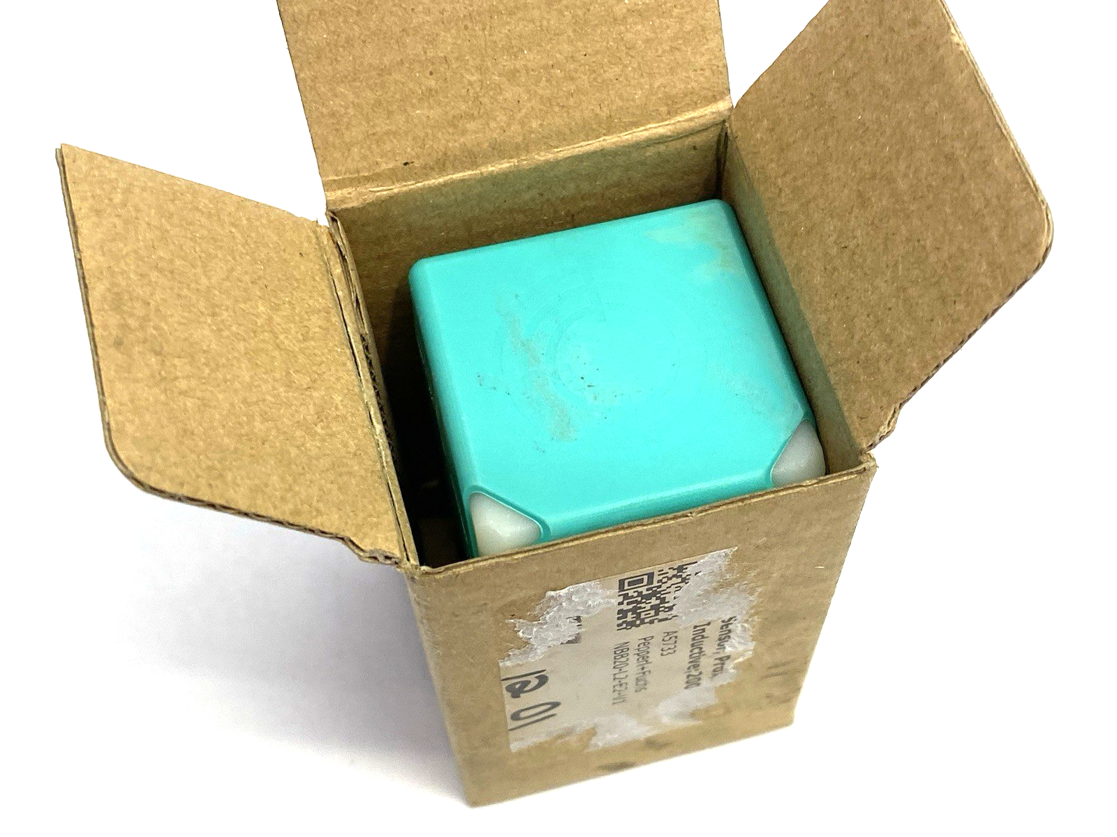 NBB20-L2-E2-V1 | Pepperl+Fuchs Inductive Cube Sensor, 4-LEDs, 187481 - Used - Maverick Industrial Sales