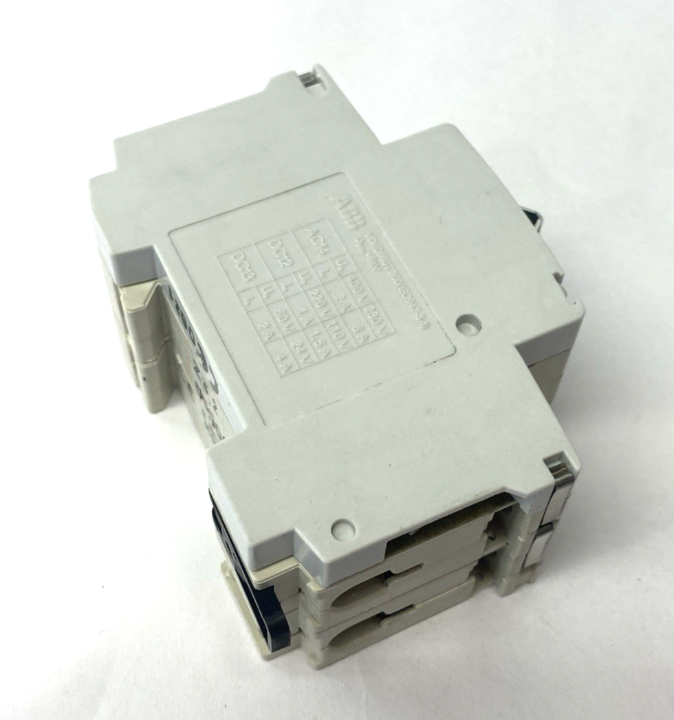 S281-NA Z 32A | ABB Circuit Breaker 2-Pole w/ Auxiliary Contact - Used - Maverick Industrial Sales