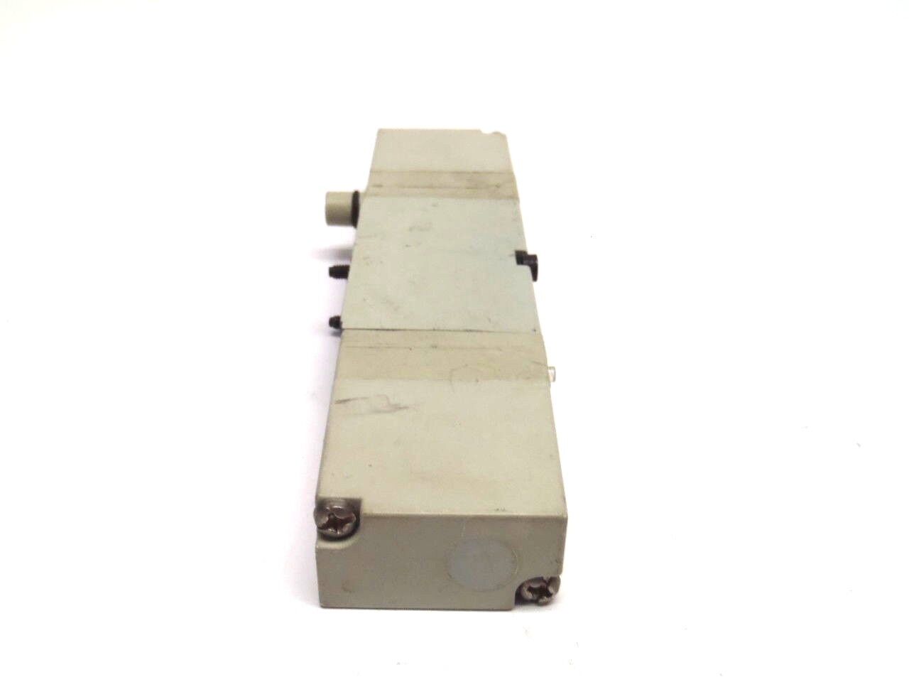 Numatics 051BB7Z2MN00061 5/3 Double Solenoid Valve 24VDC 1.0W - Maverick Industrial Sales