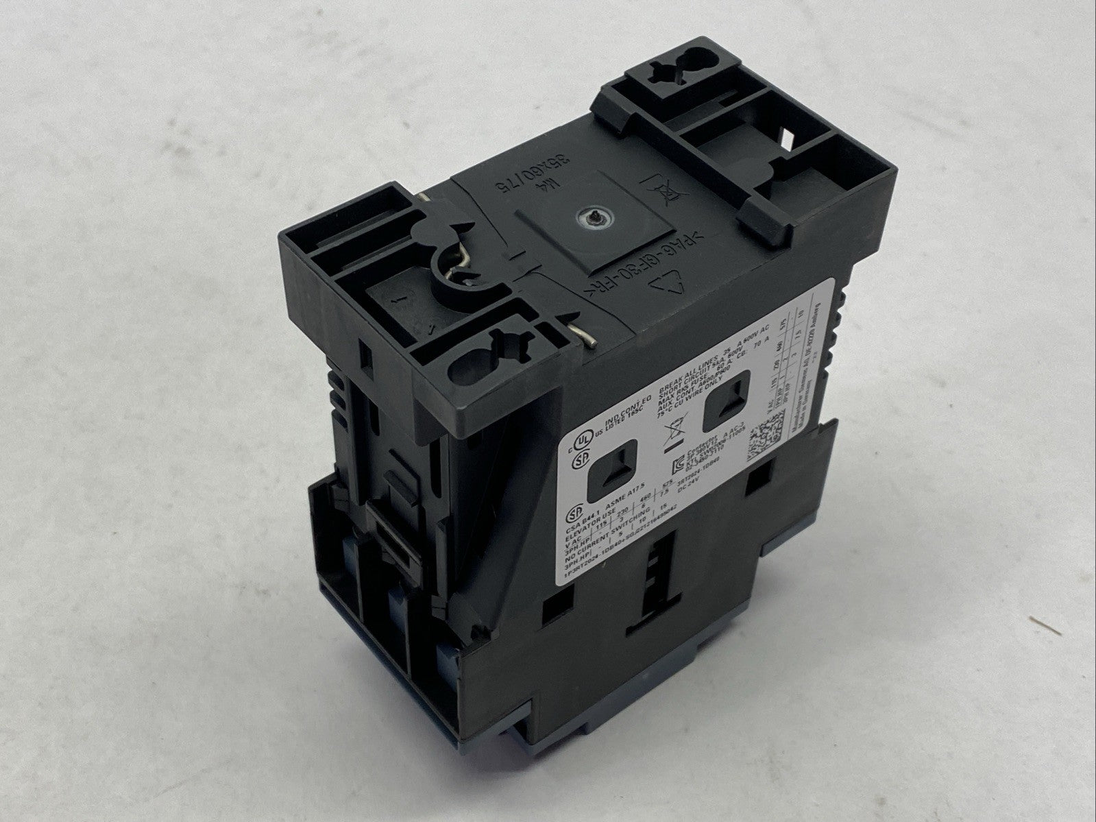 Siemens 3RT2024-1DB40 SIRIUS Power Contactor 3-Pole 12A 5.5kW 400V 24VDC - Maverick Industrial Sales