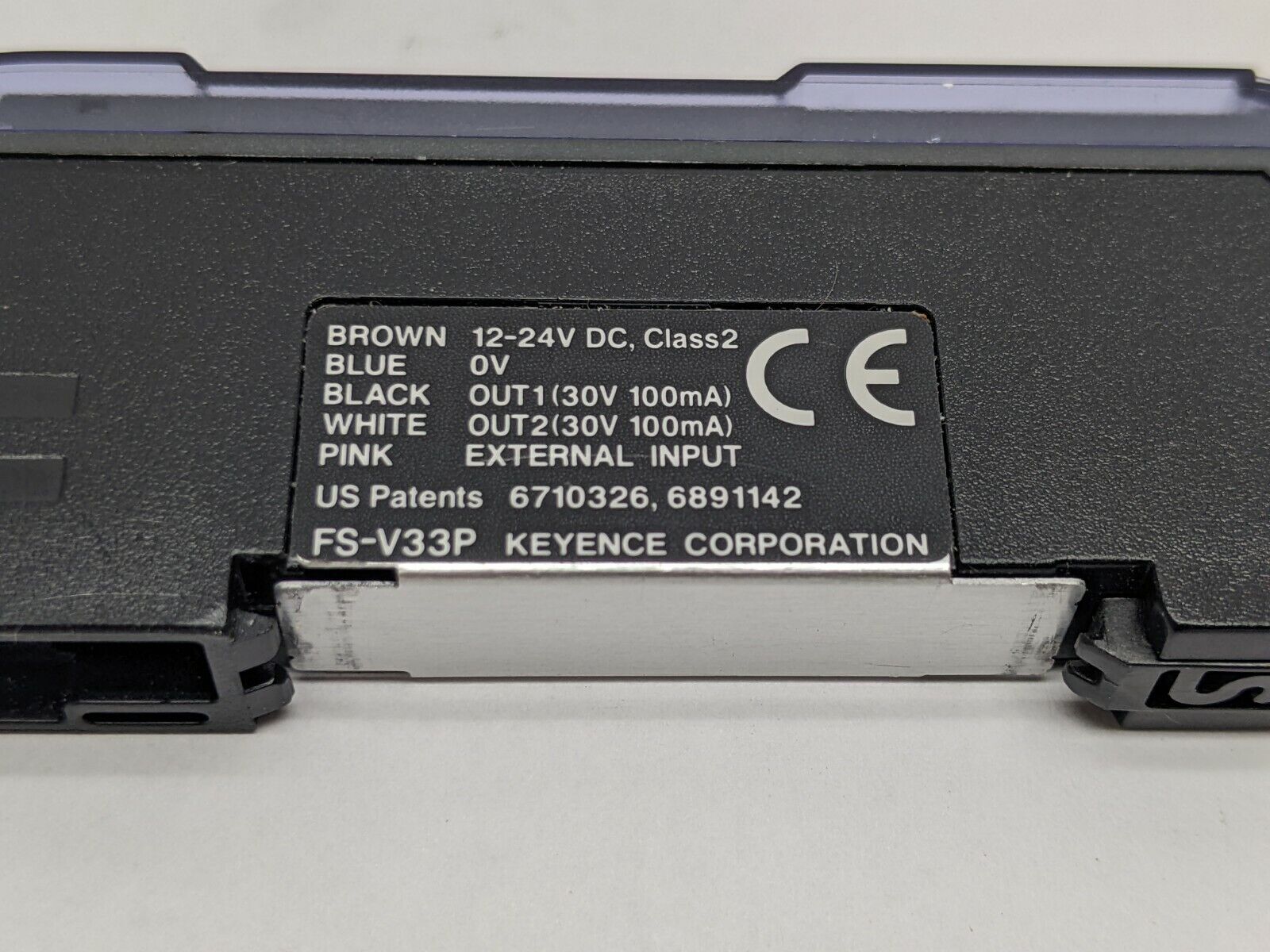 Keyence FS-V33P Fiber Amplifier - Maverick Industrial Sales