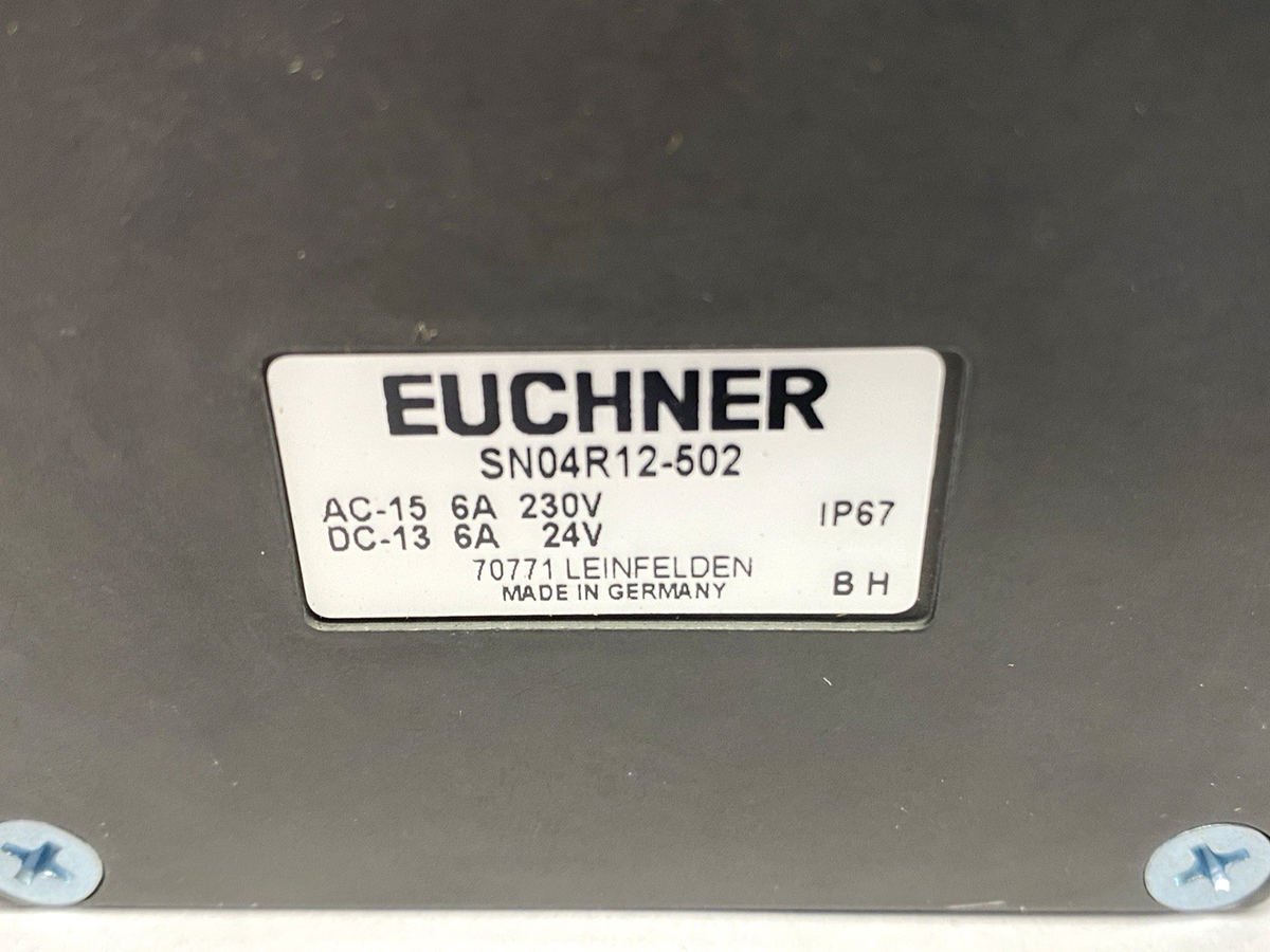 Euchner SN04R12-502 Limit Switch 013102 MISSING PORT COVER - Maverick Industrial Sales
