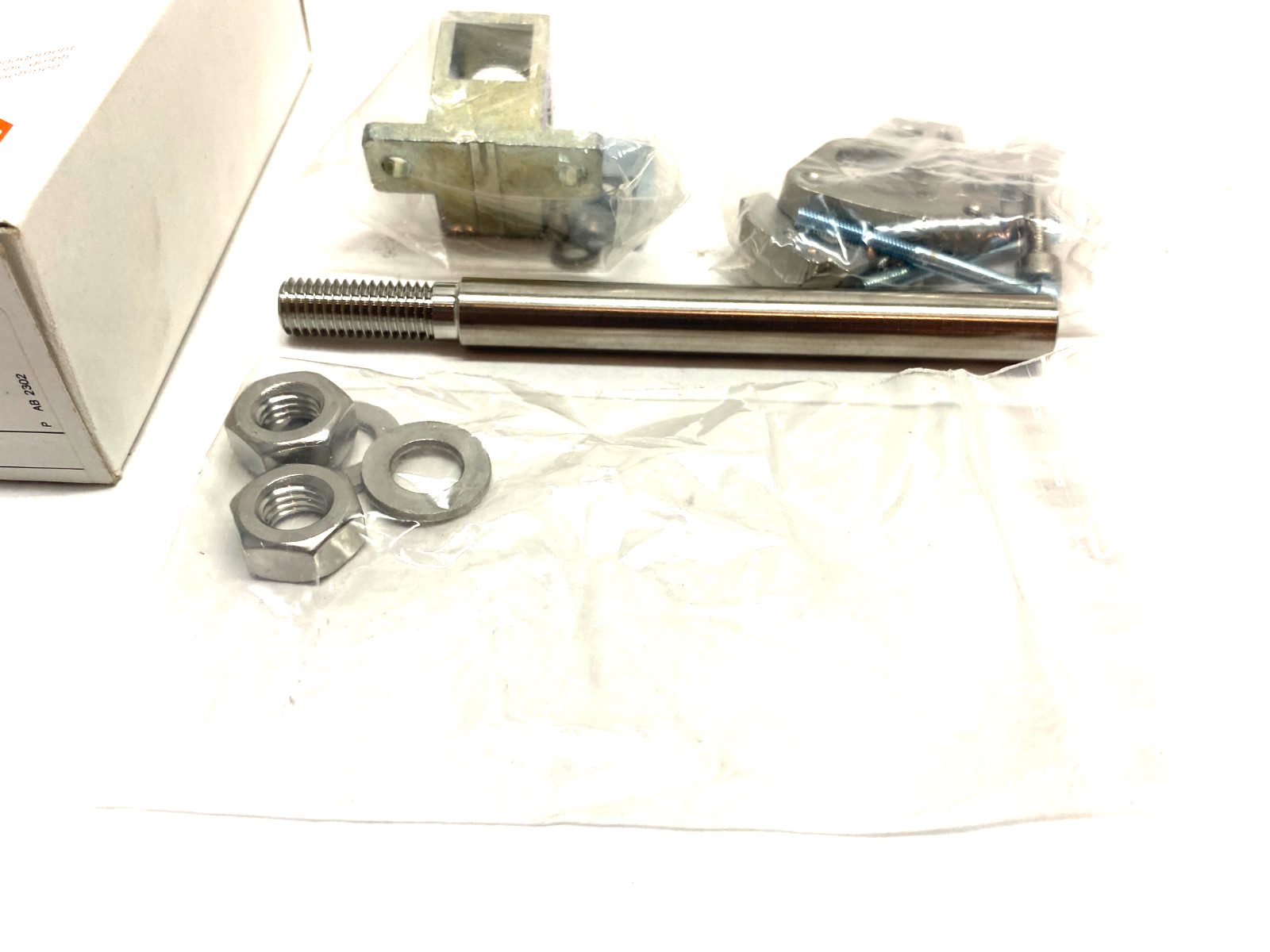 Ifm E21079 Mounting Bracket Set SET E2D101+E20951+E20938 - Maverick Industrial Sales