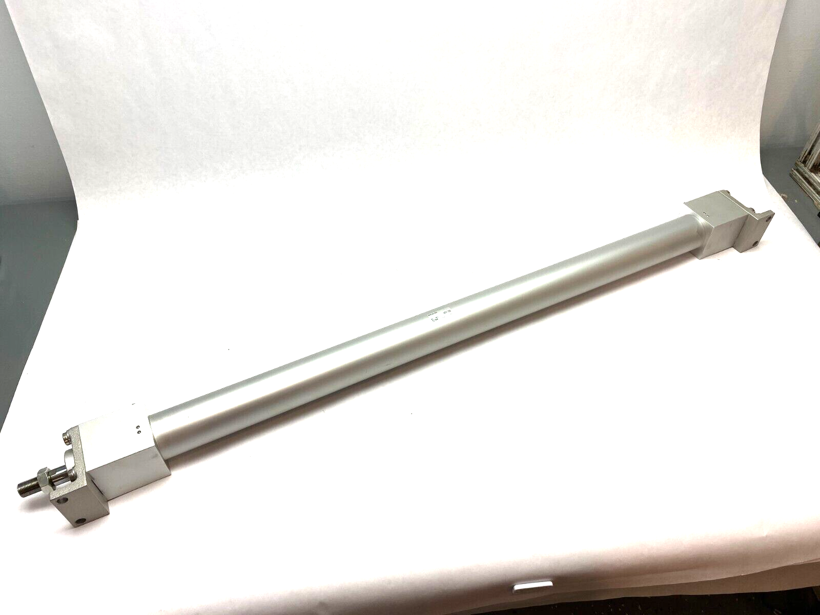 SMC RHCL50-800 High Power Round Body Cylinder Dbl-Act 50mm Bore 800mm Stroke - Maverick Industrial Sales