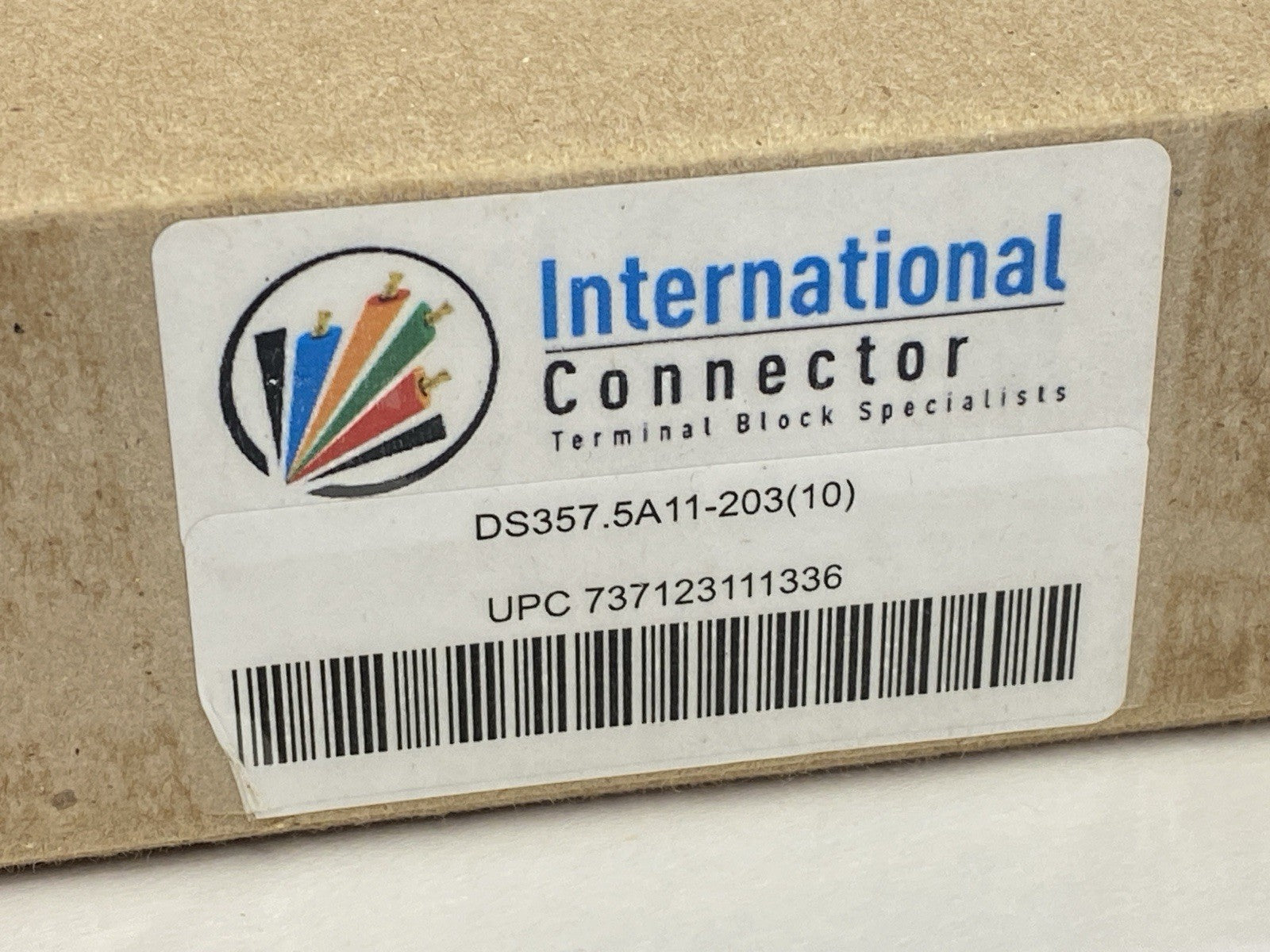 International Connector DS357.5A11-203 DIN Rail 8" LOT OF 9 - Maverick Industrial Sales