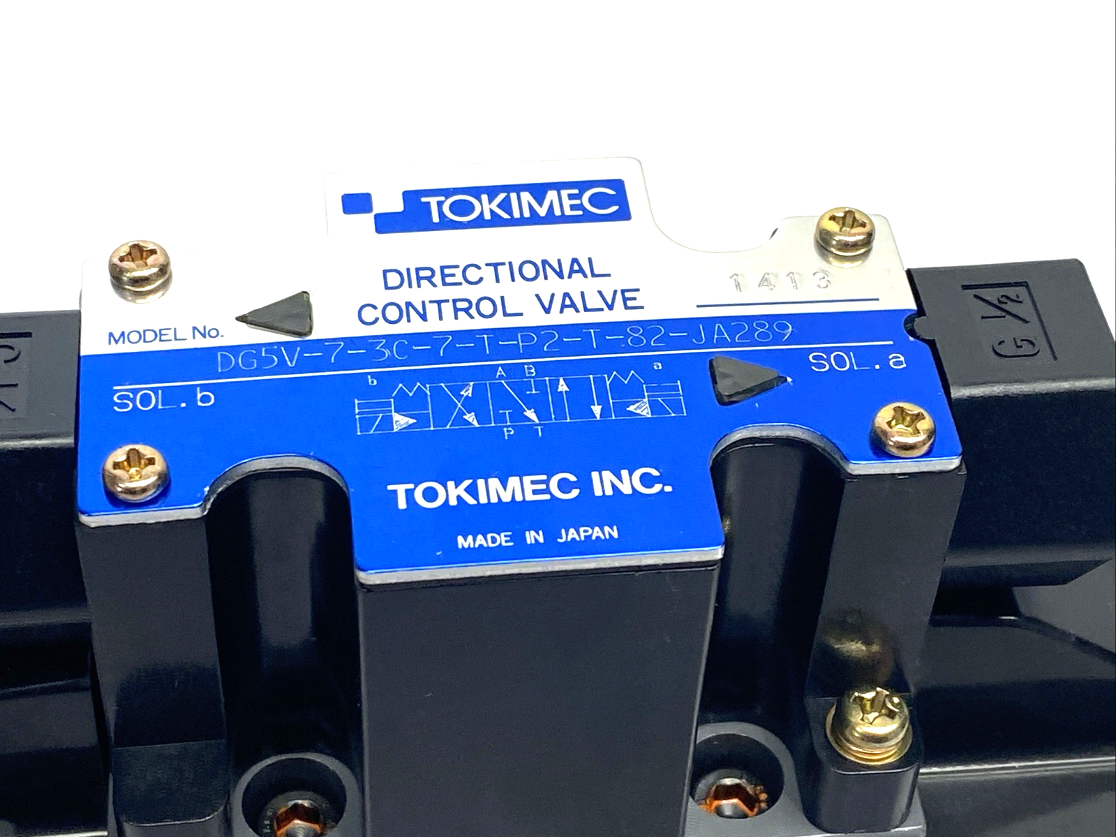 DG5V-7-3C-7-T-P2-T-82-JA289 | Tokimec Pilot Operated Directional Control Valve - New – Open box - Maverick Industrial Sales