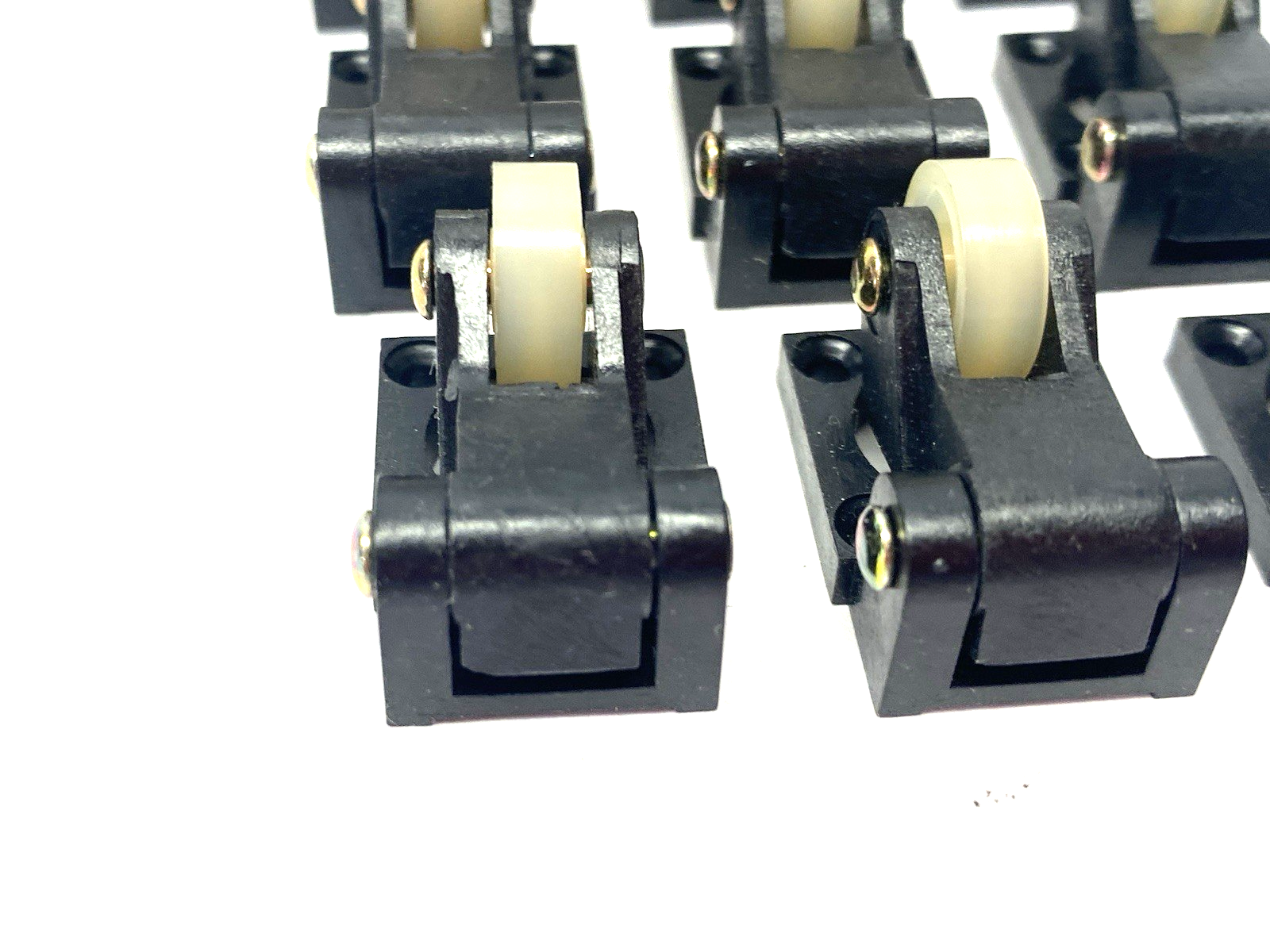 3918190681 | Bernstein Roller Level Switch Accessory H-E-EINR.I KU13,5 BOX OF 9 - New – Open box - Maverick Industrial Sales