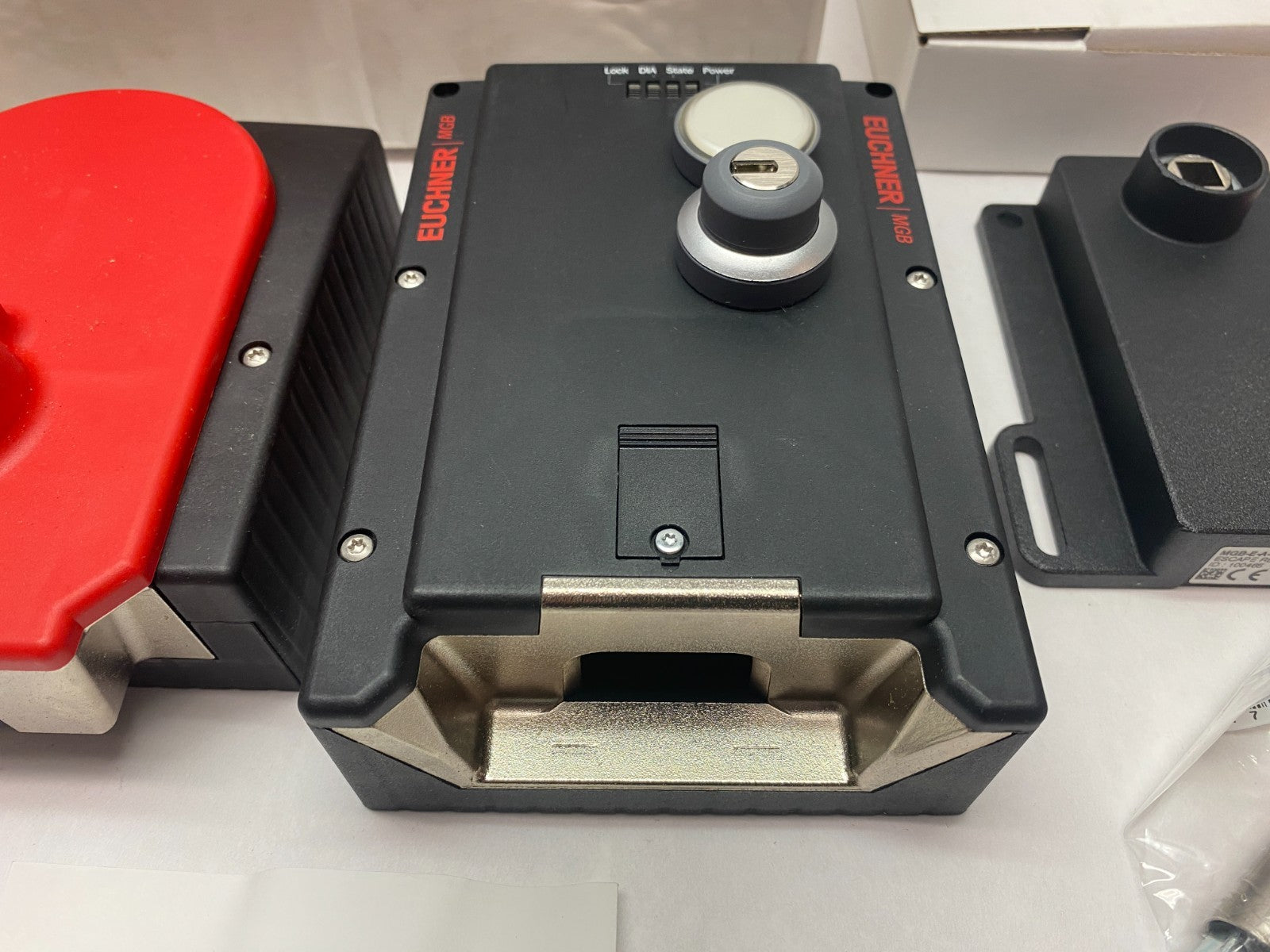 Euchner MGB-L1HE-ARA-R-119807 Guard Locking Mechanical Door Interlock Switch - Maverick Industrial Sales