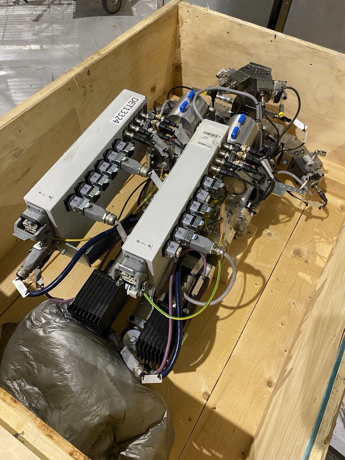 83724.000073 | Atlas Copco SCA ADKE-2K-0000-H 80cc 2K Adhesive Dispenser, repair - For parts or not working - Maverick Industrial Sales